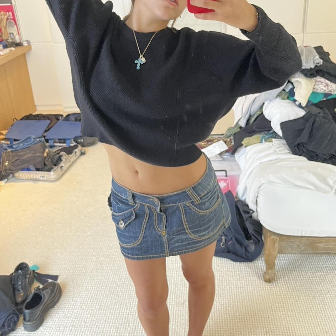 Super cute black zara knit cropped jumper Depop - Main Image
