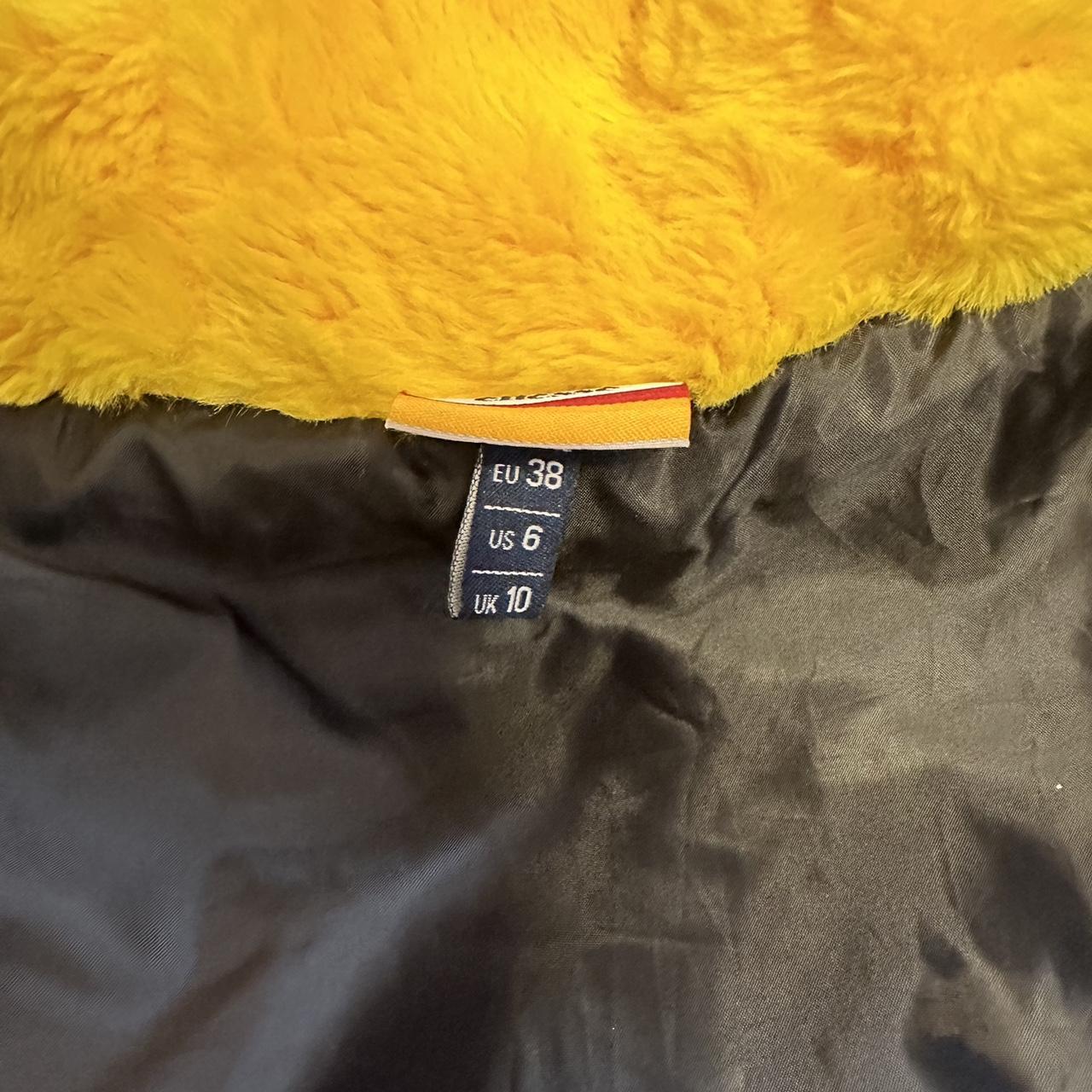 Ellesse yellow sale fluffy jacket