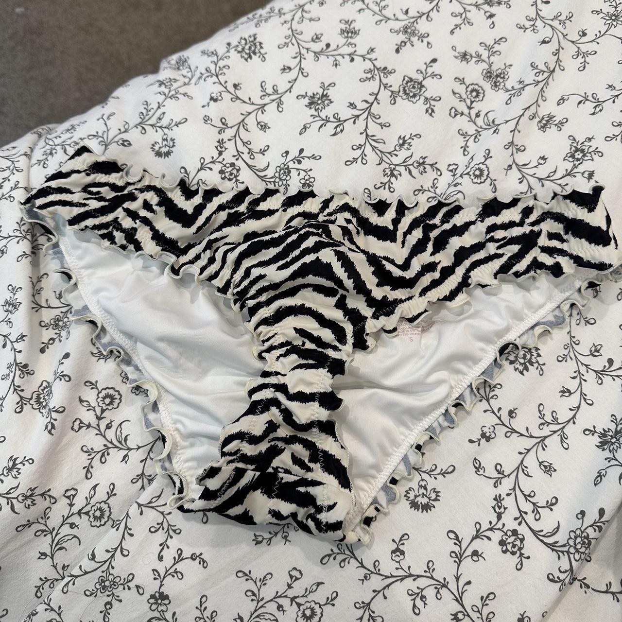 Target Women's Bikiniandtankinibottoms Depop