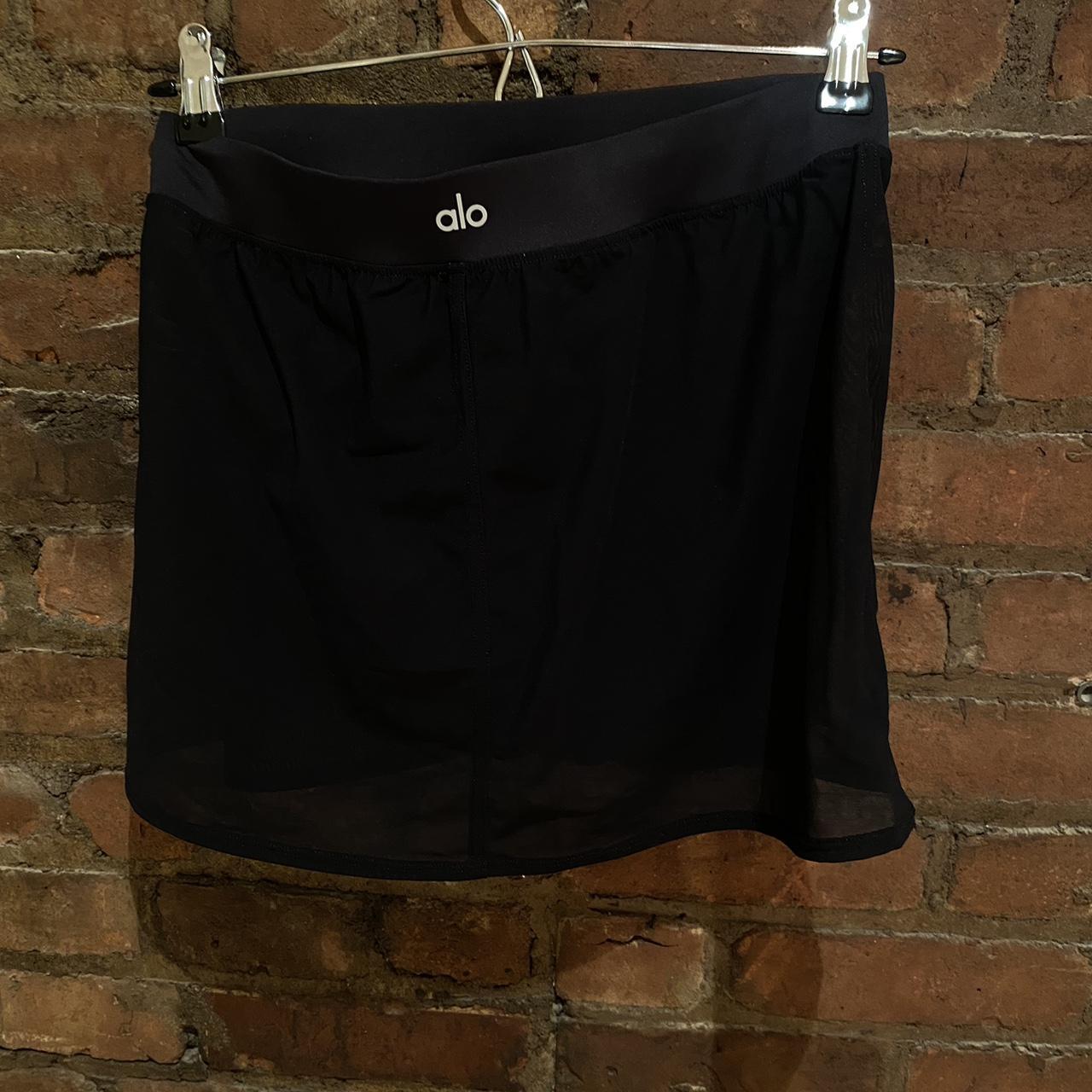 Alo Yoga sheer skirt. #aloyoga #ballet #skirts #alo - Depop