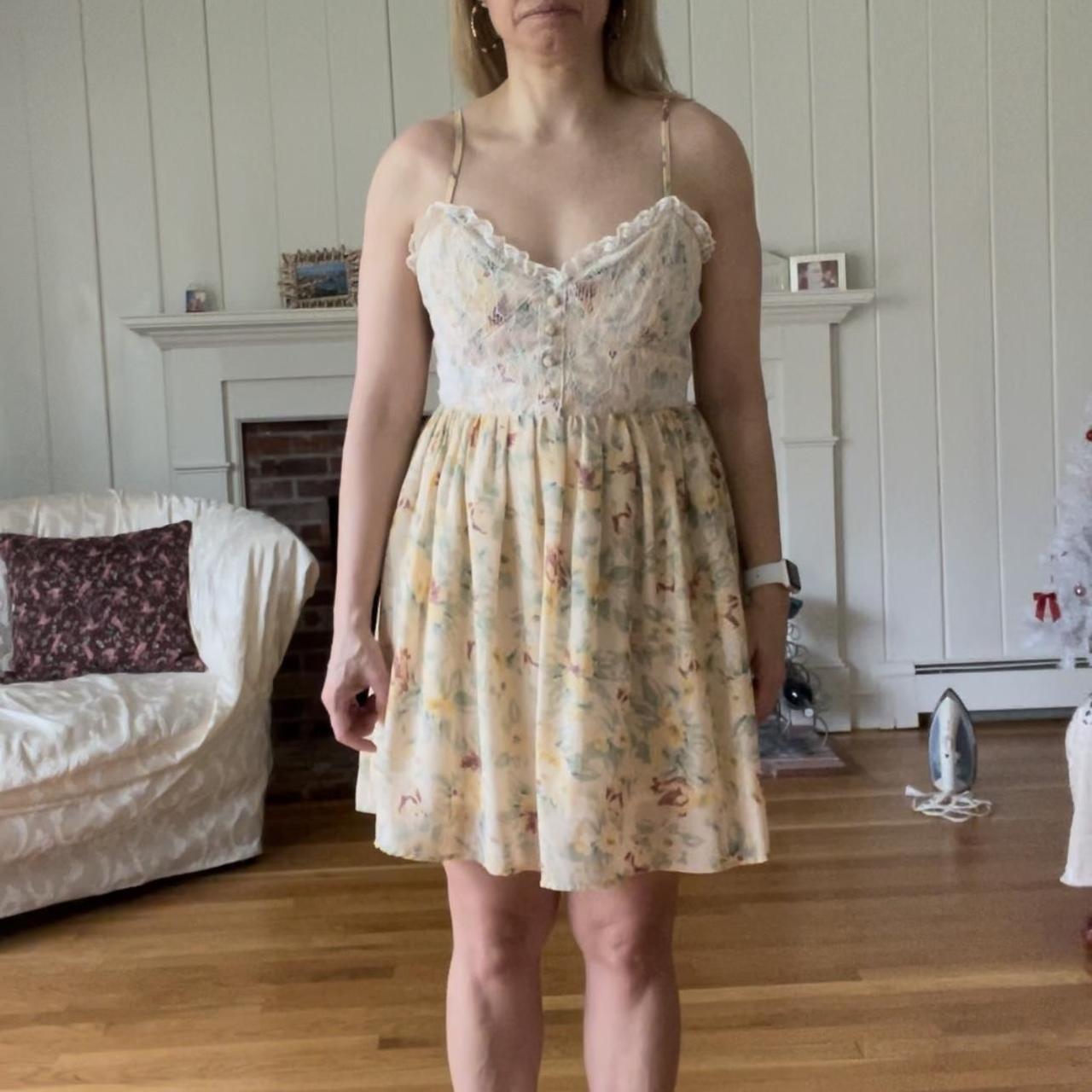 item listed by porcelainbirdie