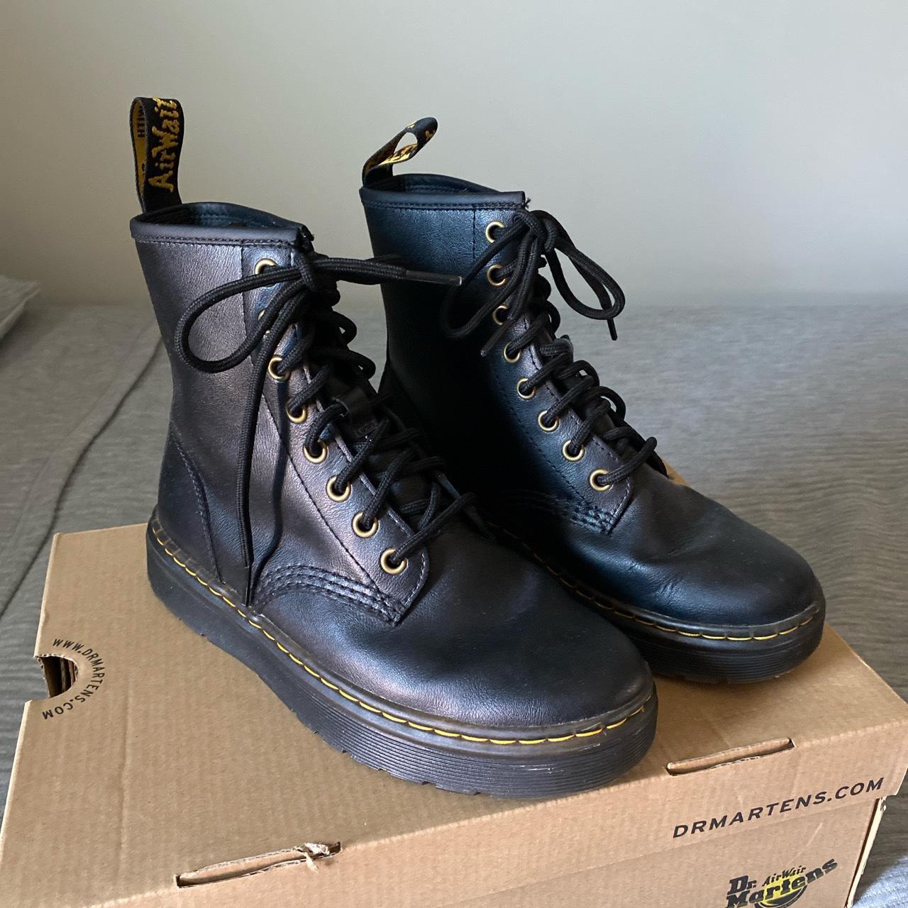 Dr martens store hurston review