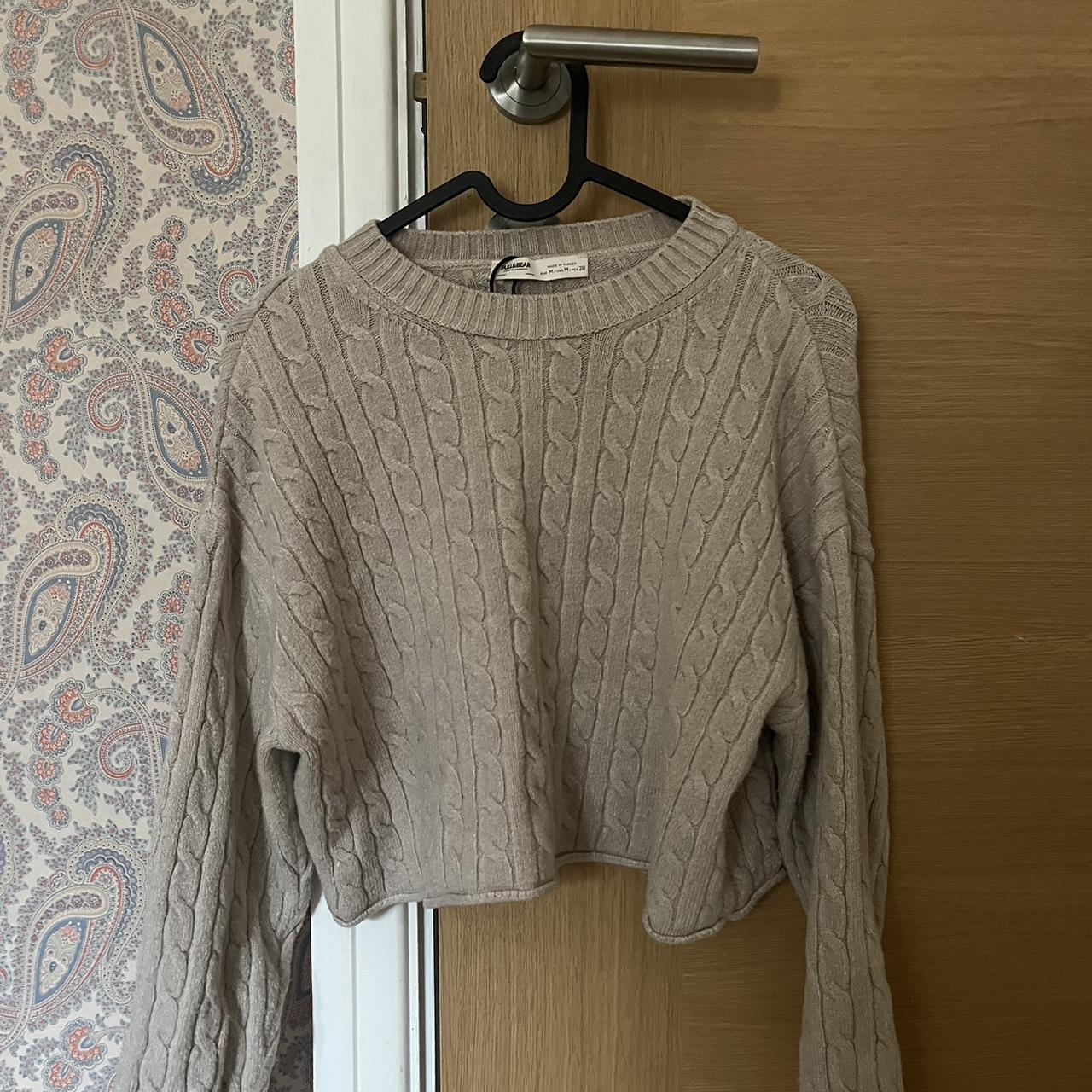 Very flattering Stradivarius seamless cable-knit - Depop