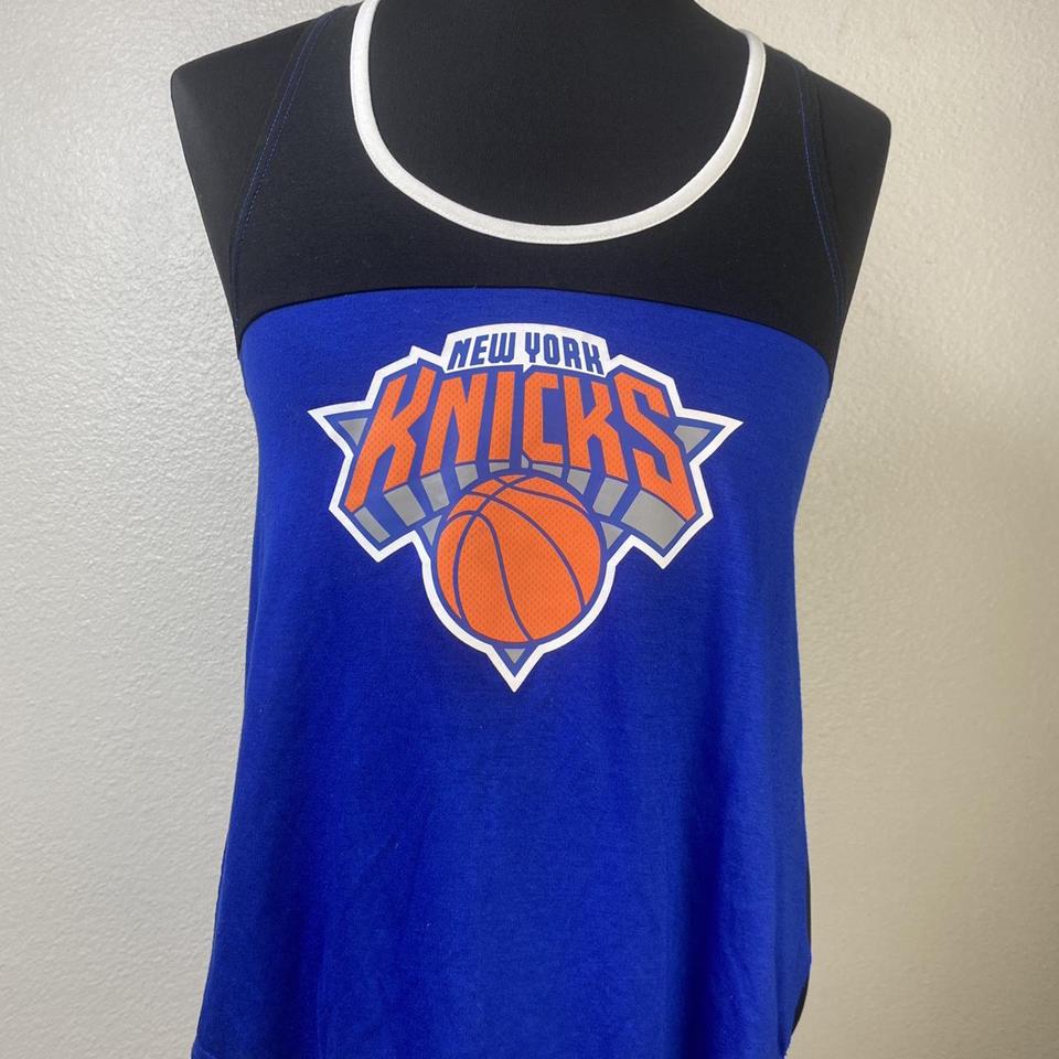 New York Knicks majestic t-shirt. Labeled size - Depop