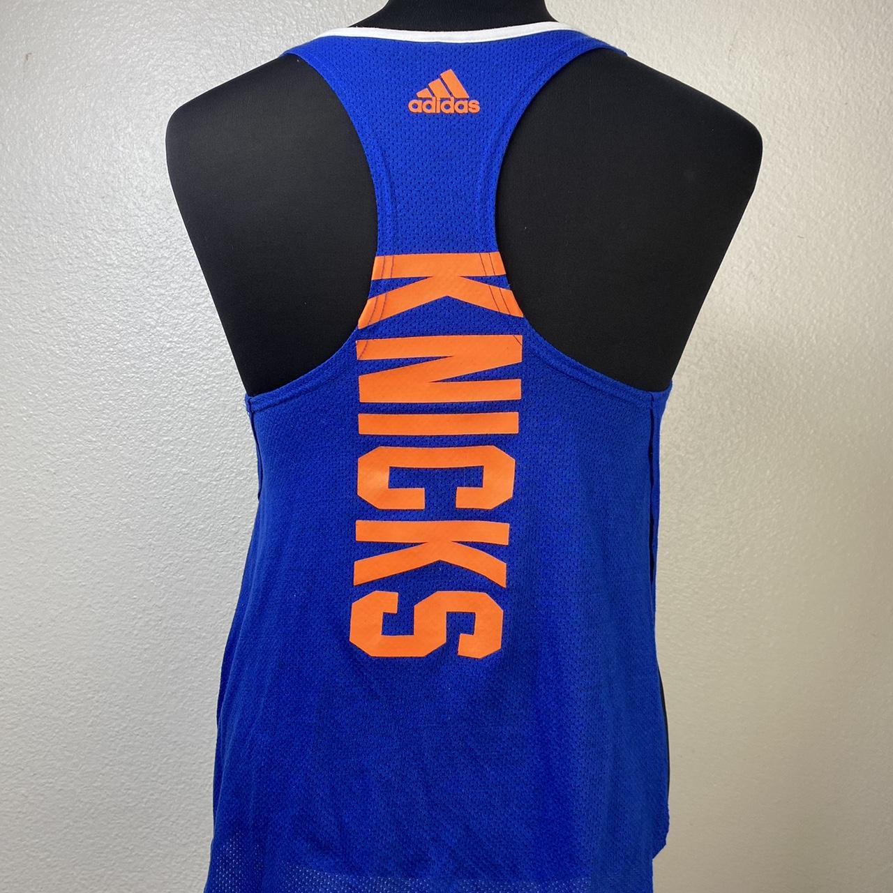 New York Knicks majestic t-shirt. Labeled size - Depop