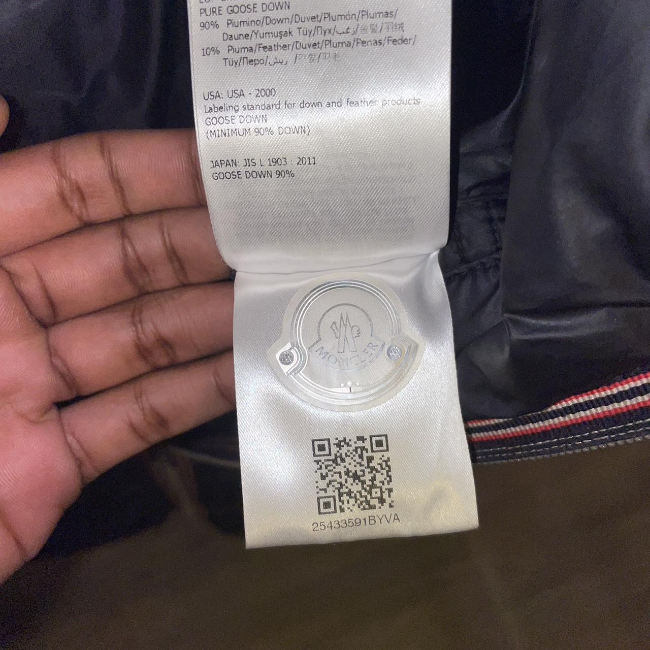 Moncler Morane size 2, Cartoon label on inside