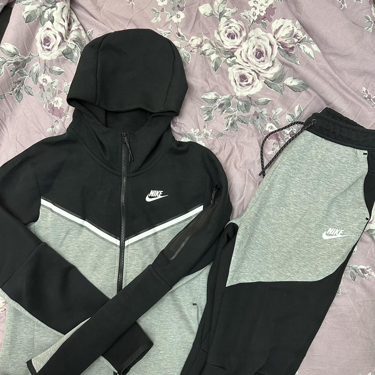 Grey Black Nike Tech Fleece Rare Tech Fleece Worn - Depop