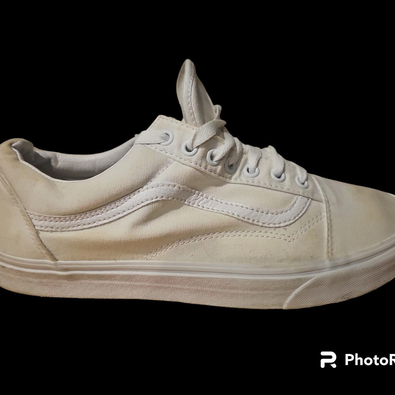 White shop vans yellowing