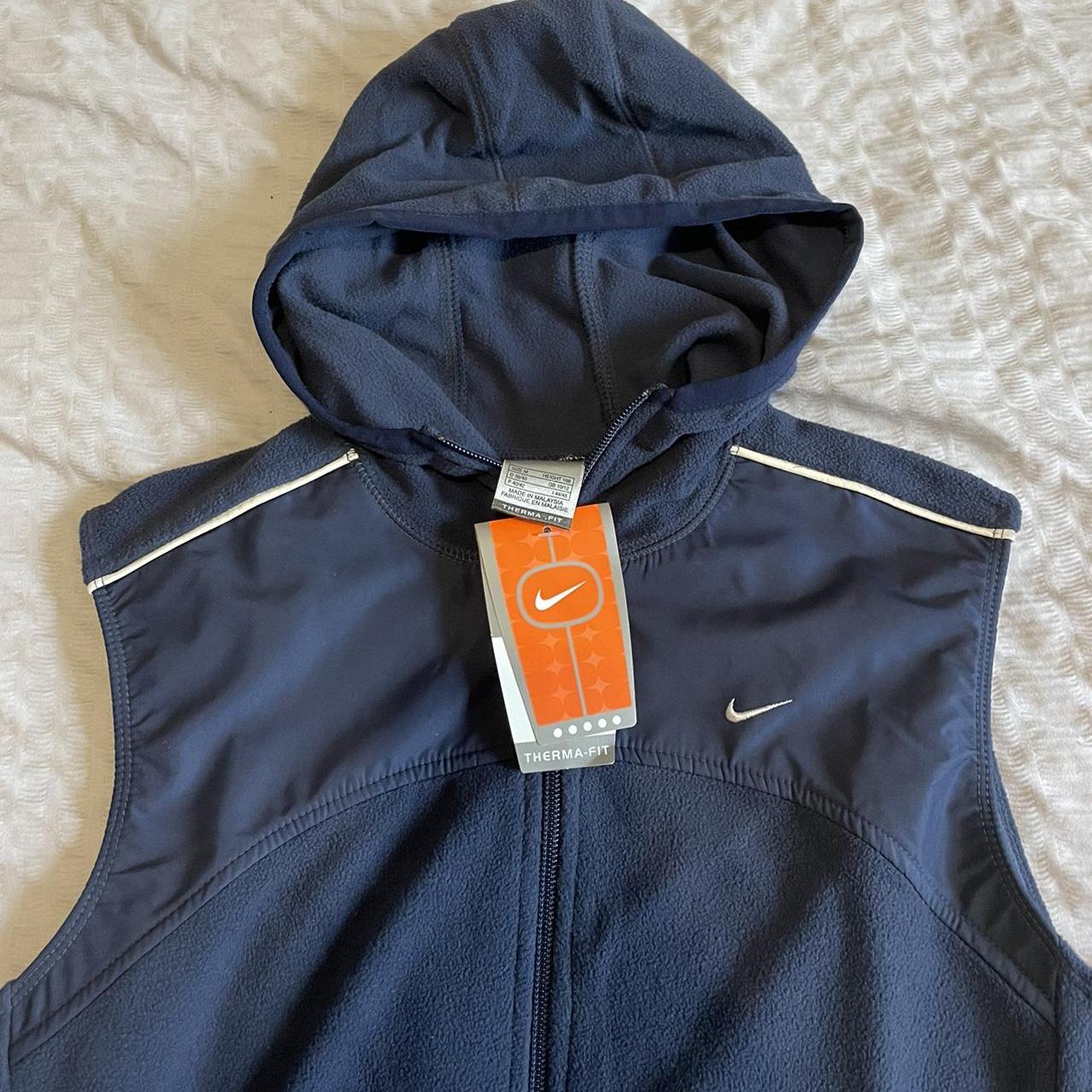 mens nike gilet with hood