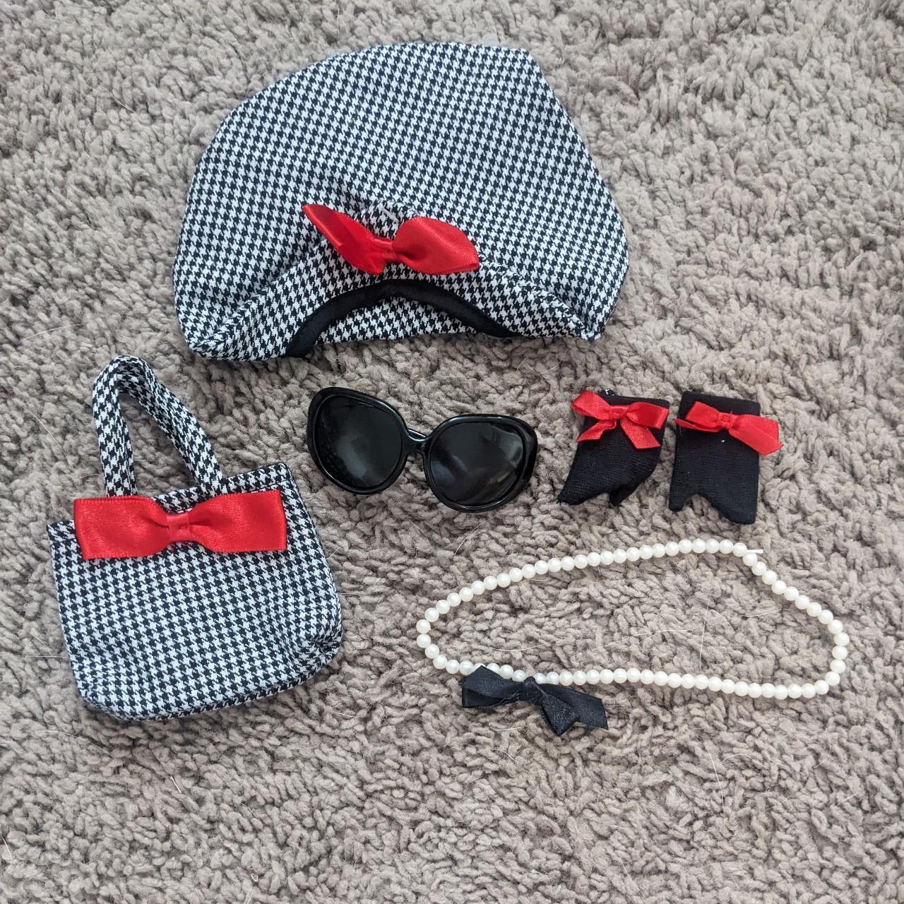 American Eagle Outfitters, Accessories