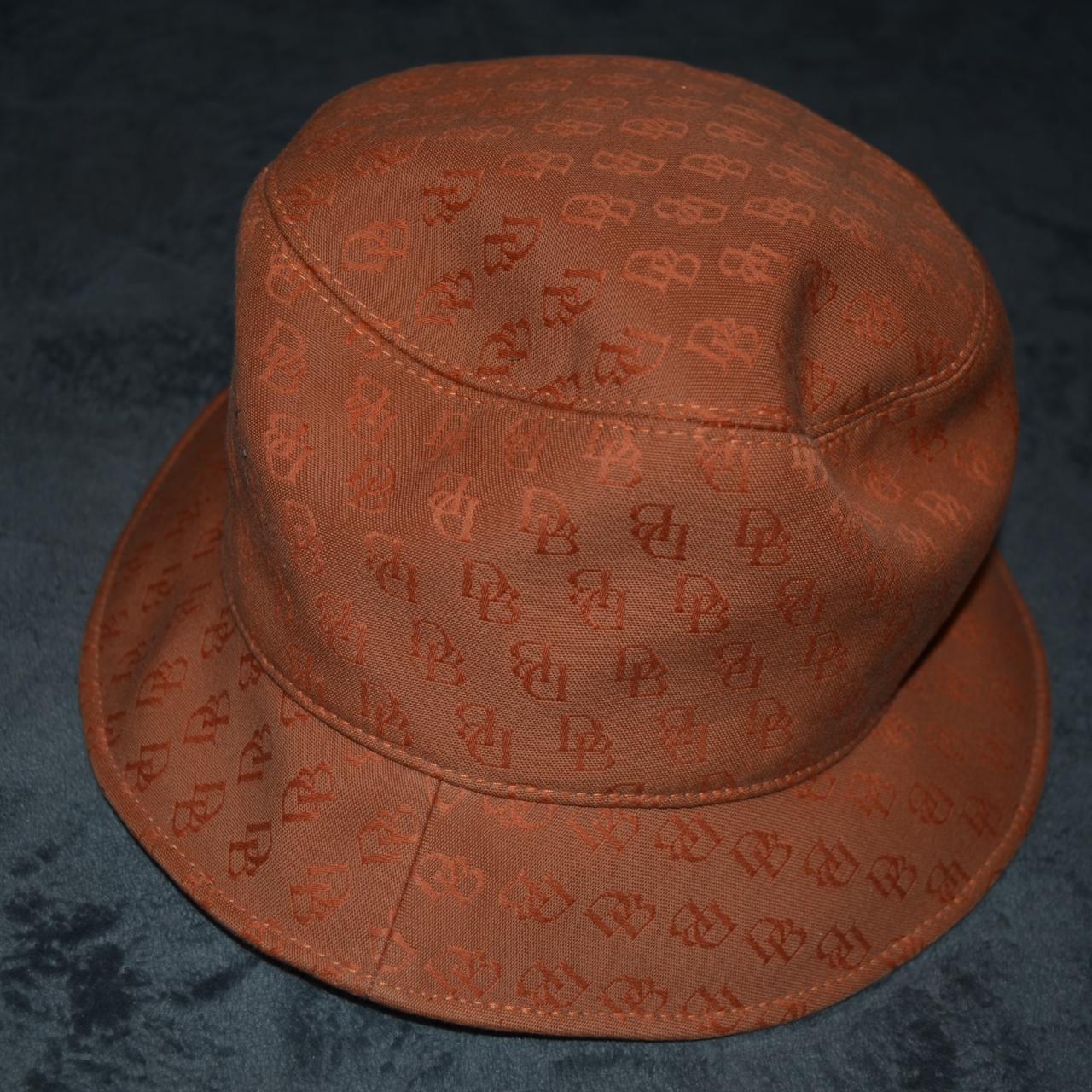 Dooney and best sale bourke bucket hat