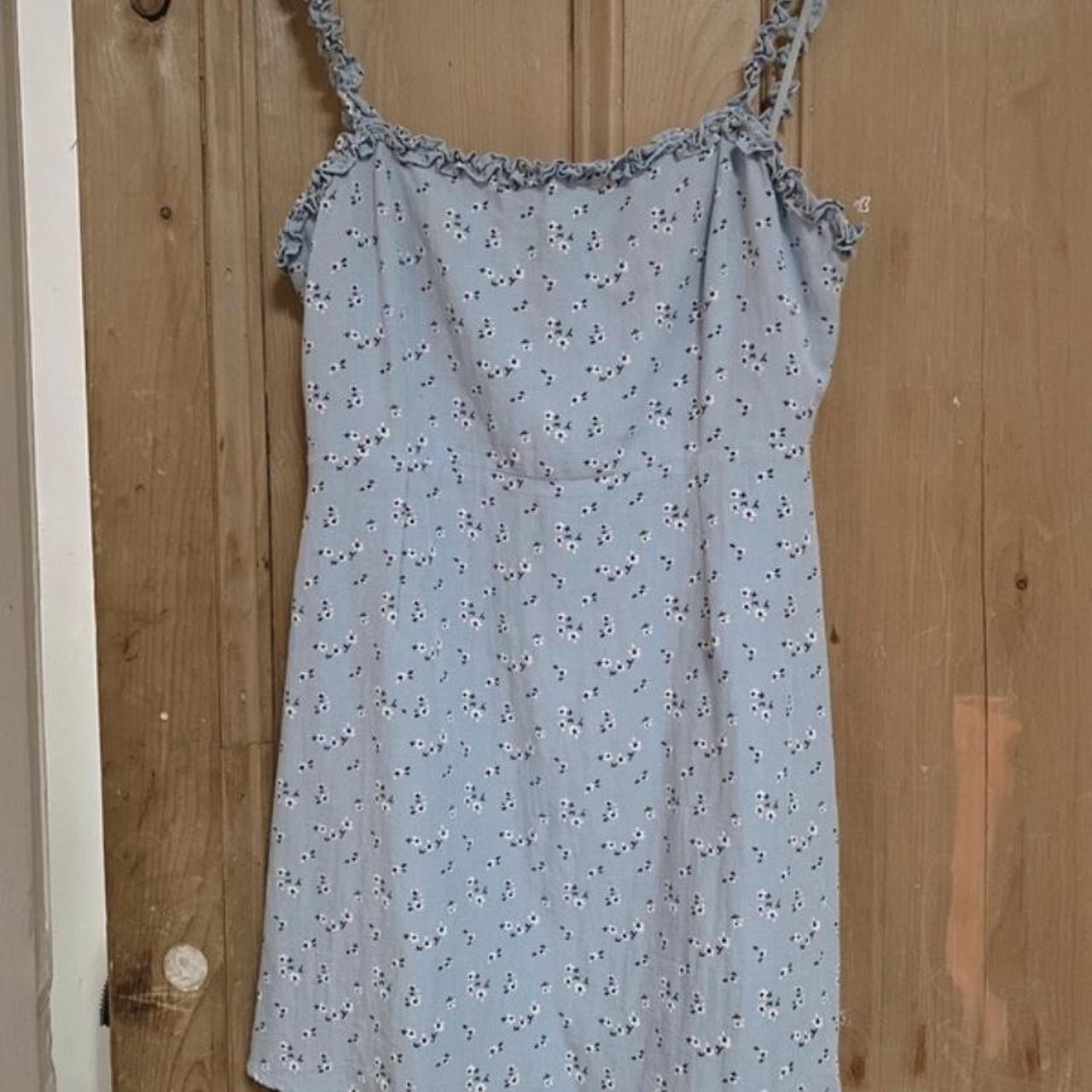 Blue and White Ditsy Floral Summer Dress. - Never... - Depop