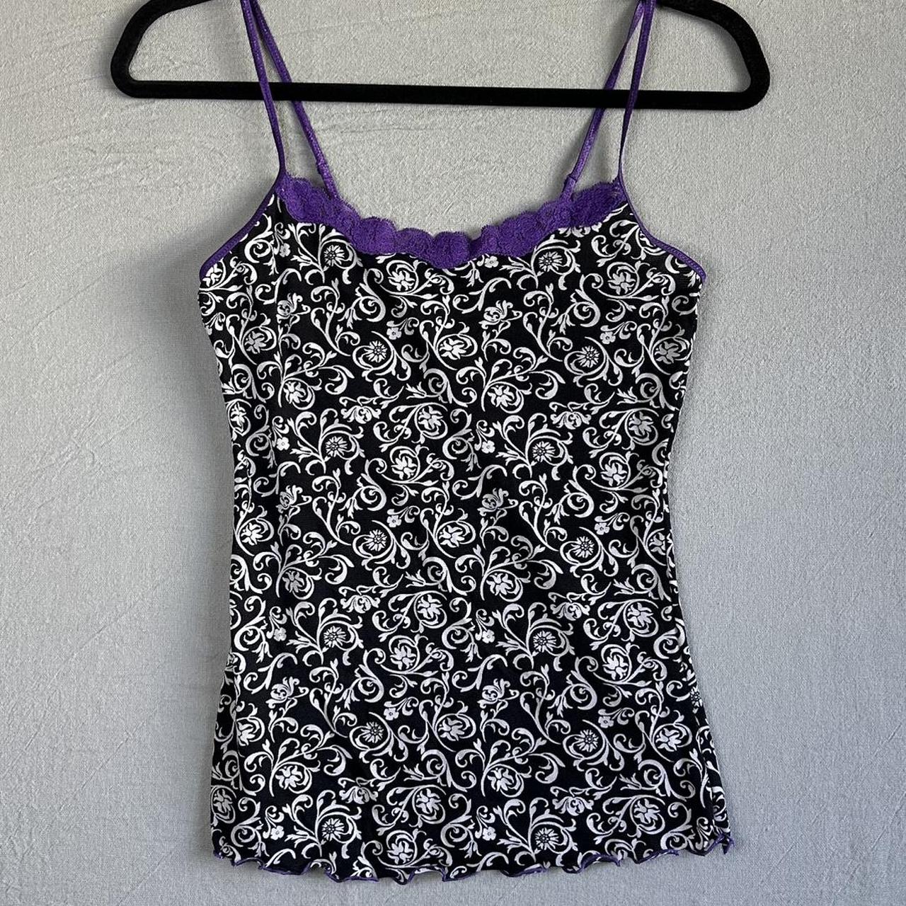 item listed by izzay_g