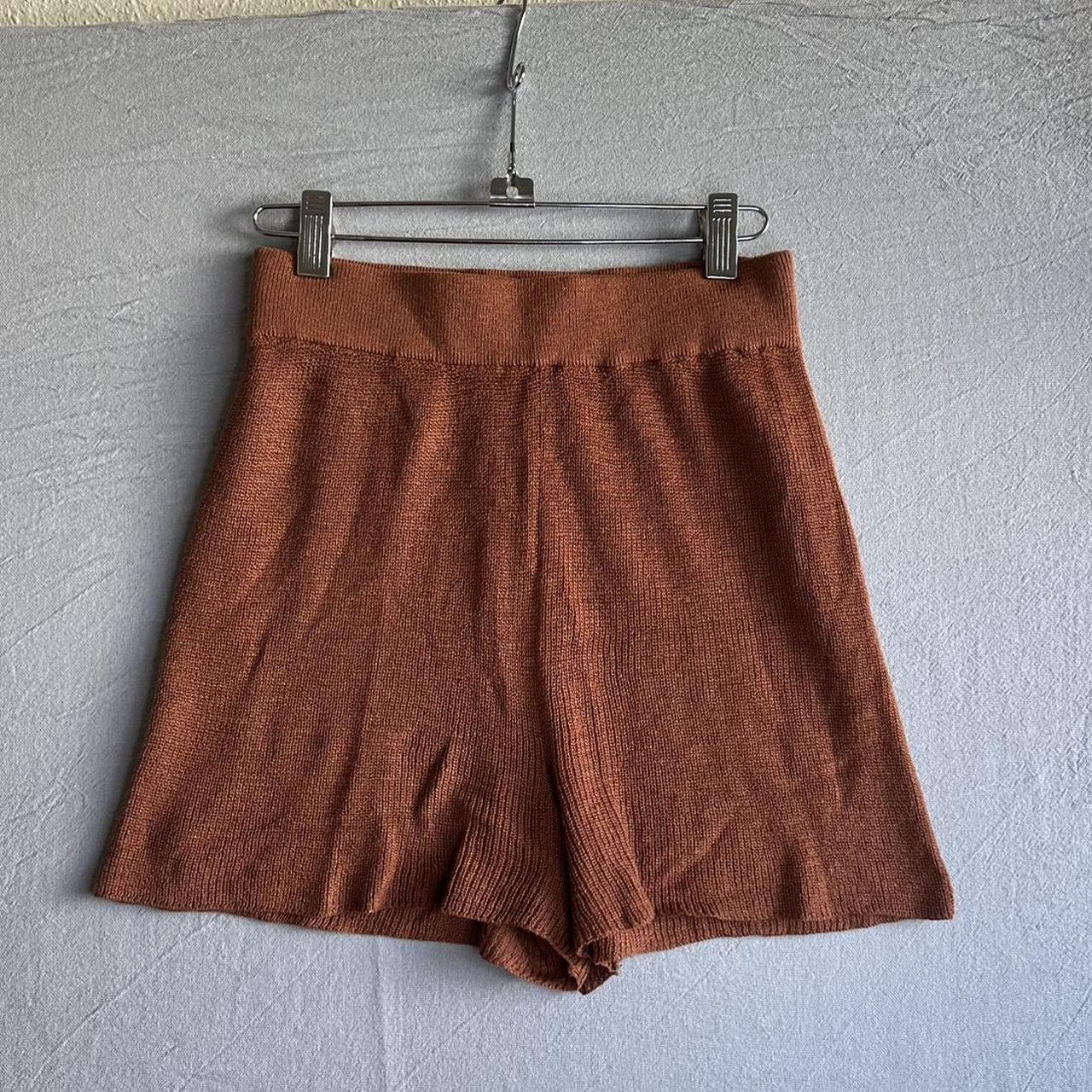 item listed by izzay_g