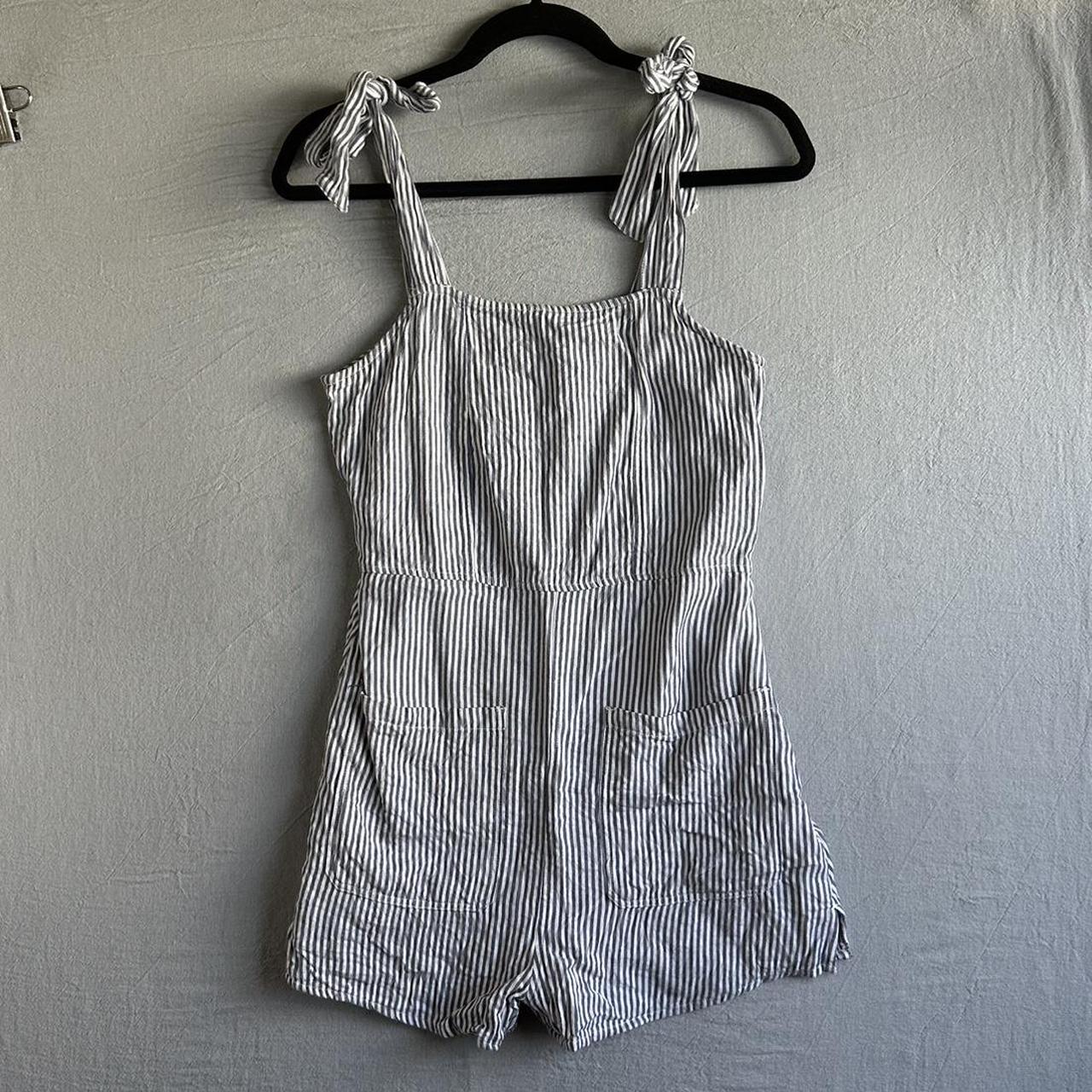 item listed by izzay_g