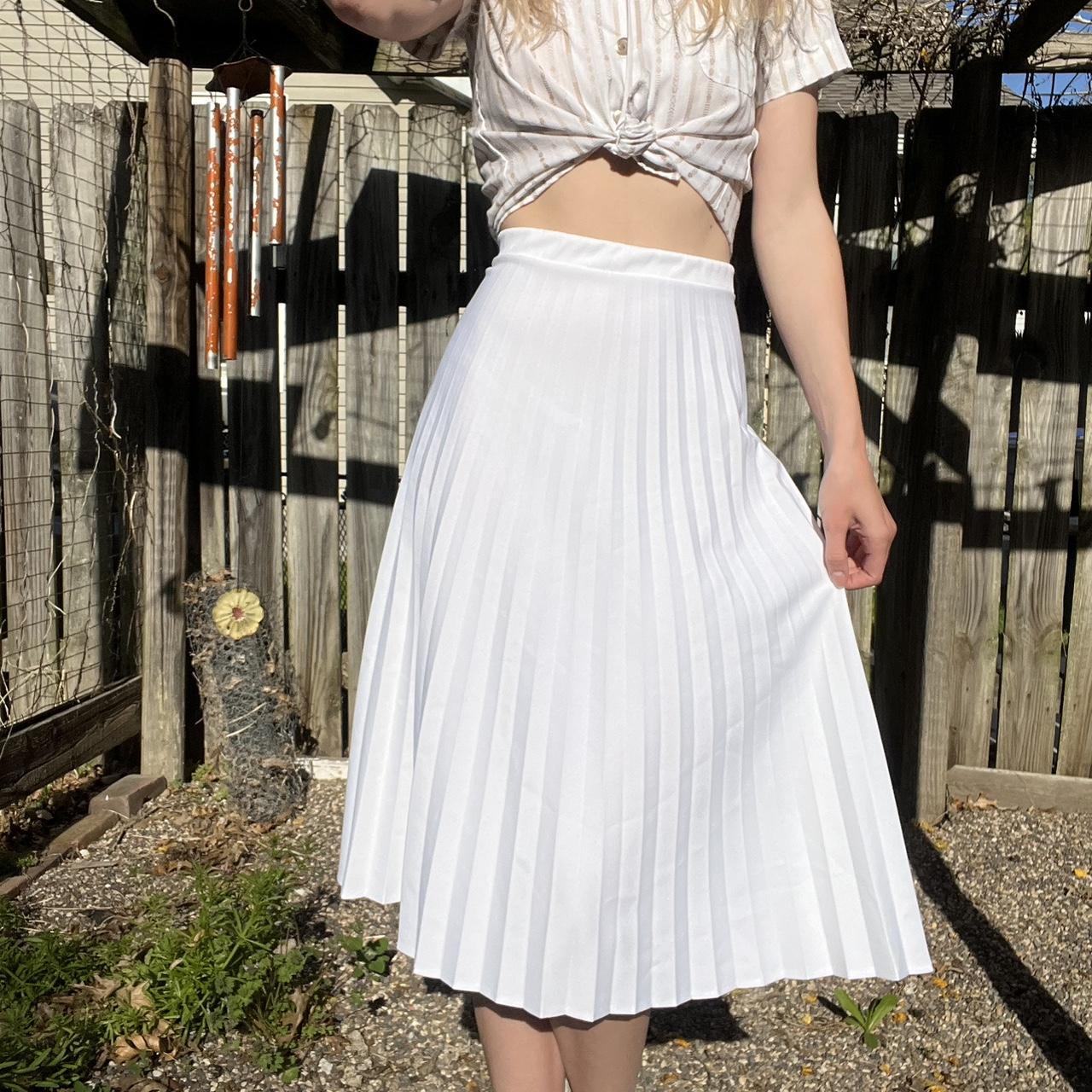 Women's White Skirt | Depop