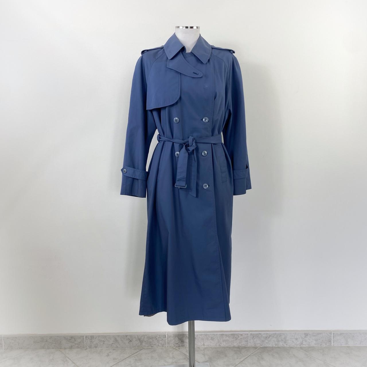 90s vintage trench coat Trench blu polvere vintage... - Depop