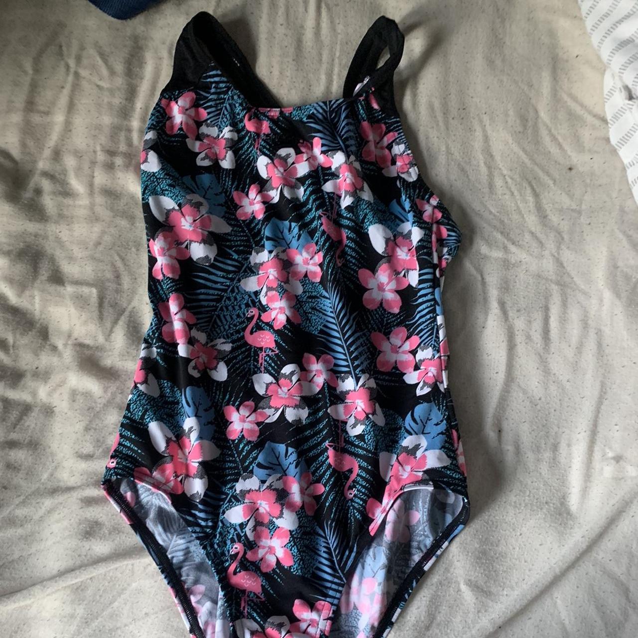 item listed by nicolacam3