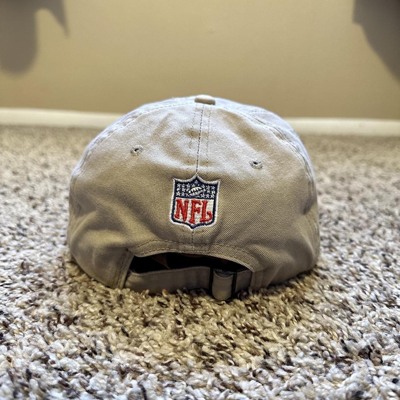 49ers strap back hat embroided logo cream and red - Depop