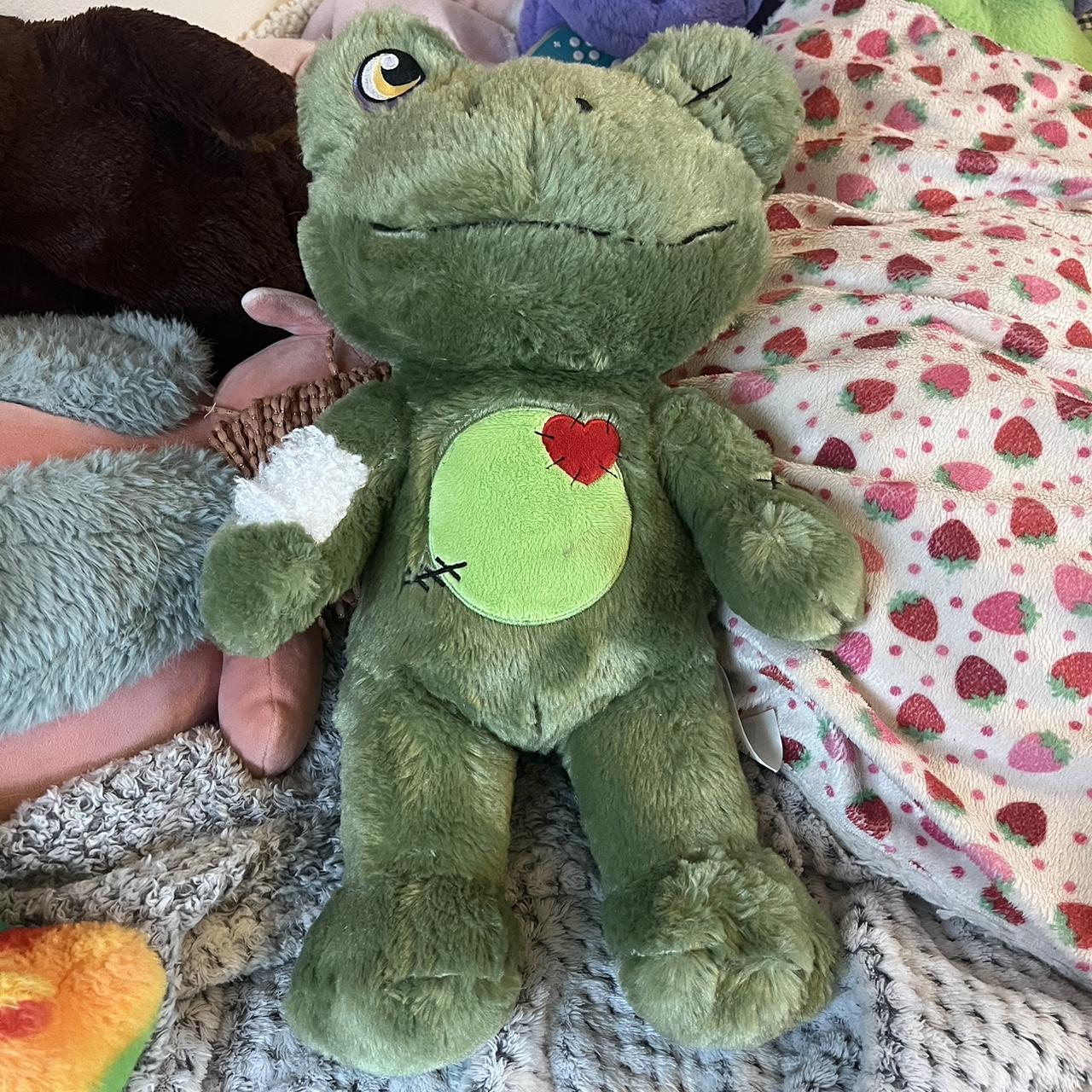 build a bear zombie frog no tags, like new selling... - Depop