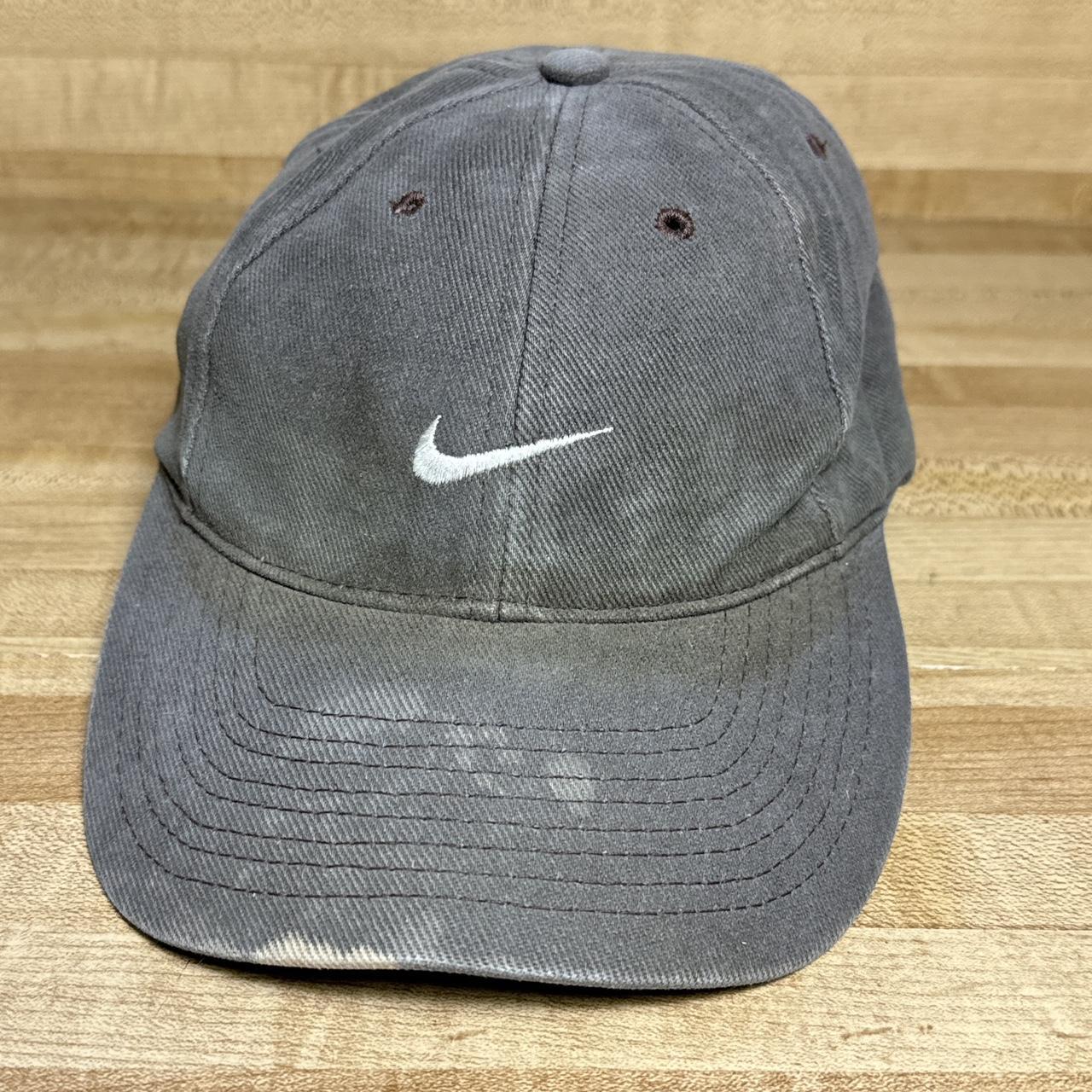 Tan sales nike cap