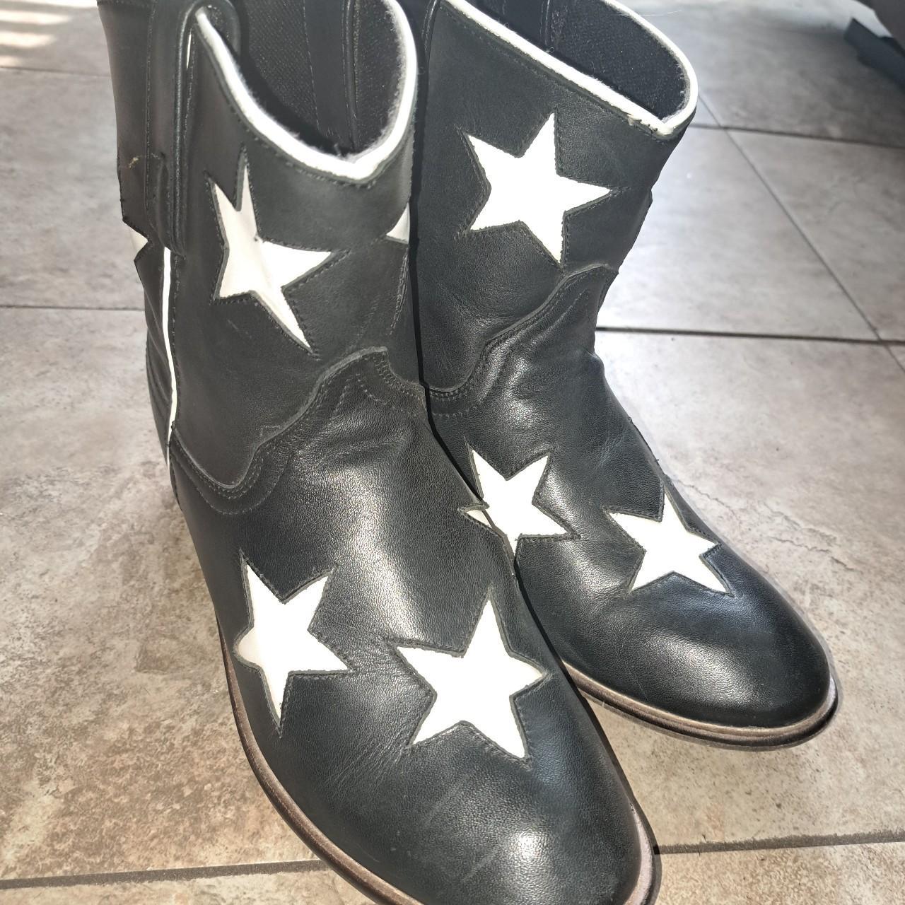 Laredo western style boots with white stars - Depop