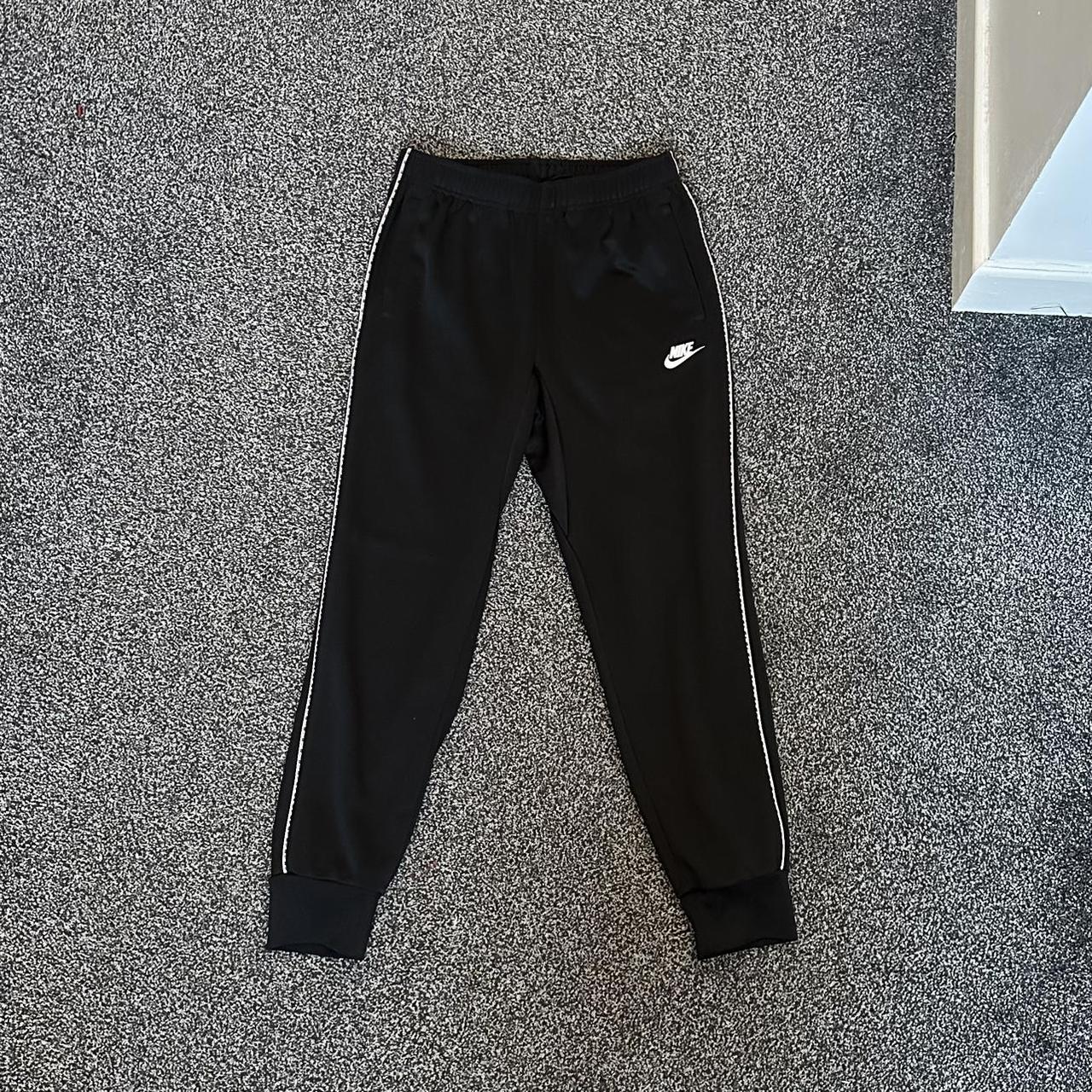 jd sports black nike tracksuit bottoms