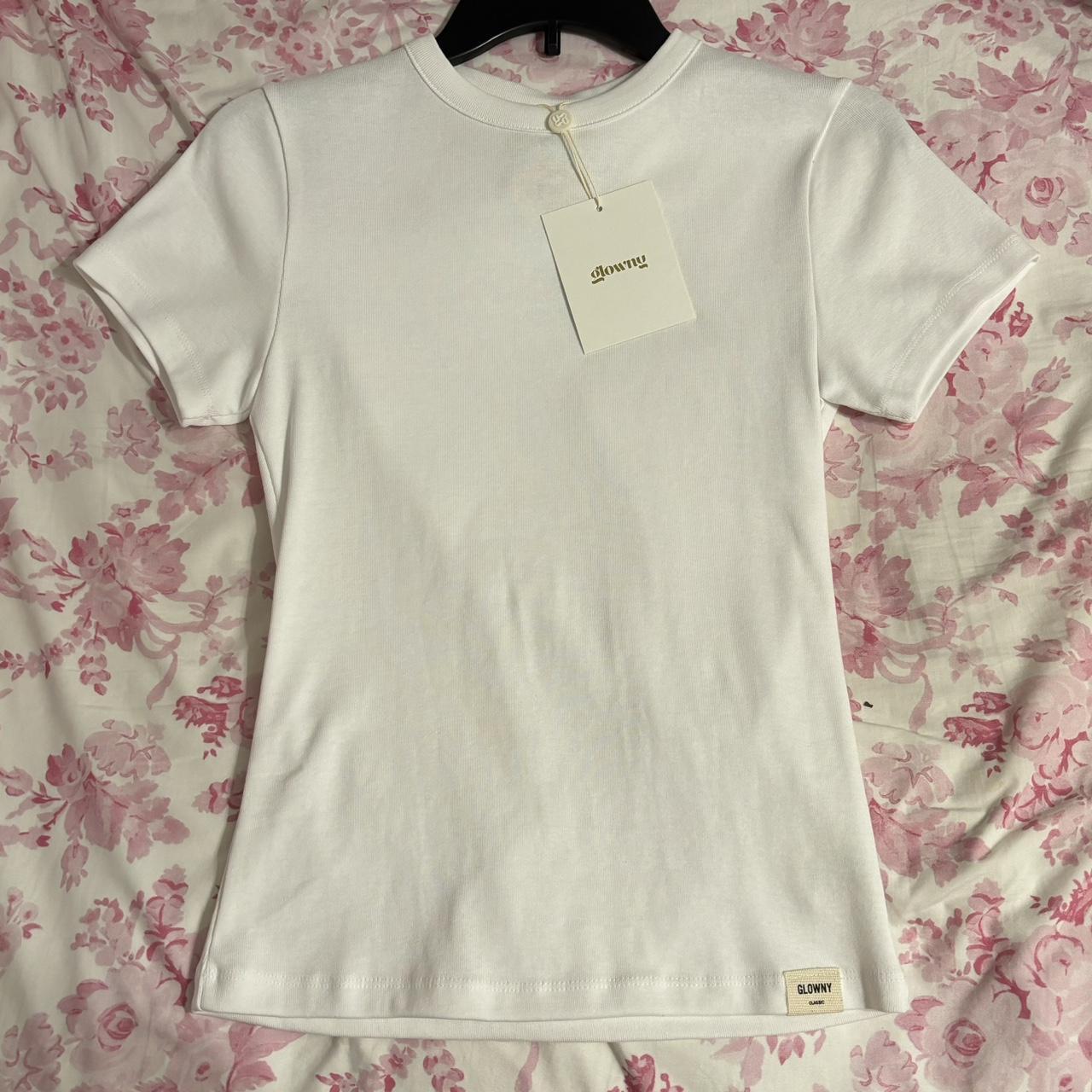 Glowny G Classic Fitted Tee in white, • brand new...