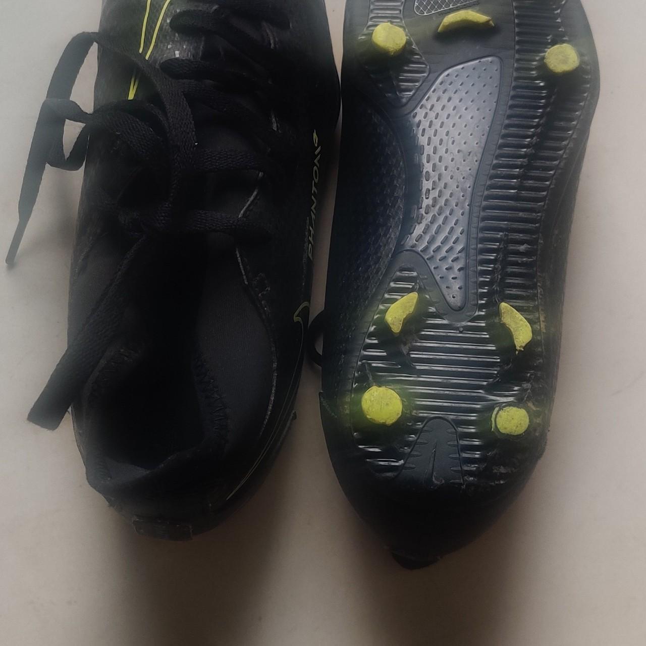 mens nike football boots size 9.5