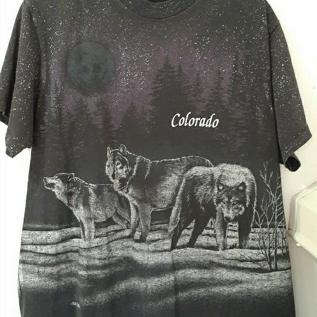 Mens T Shirt, Vintage 1991 San Segal Wolf All over...