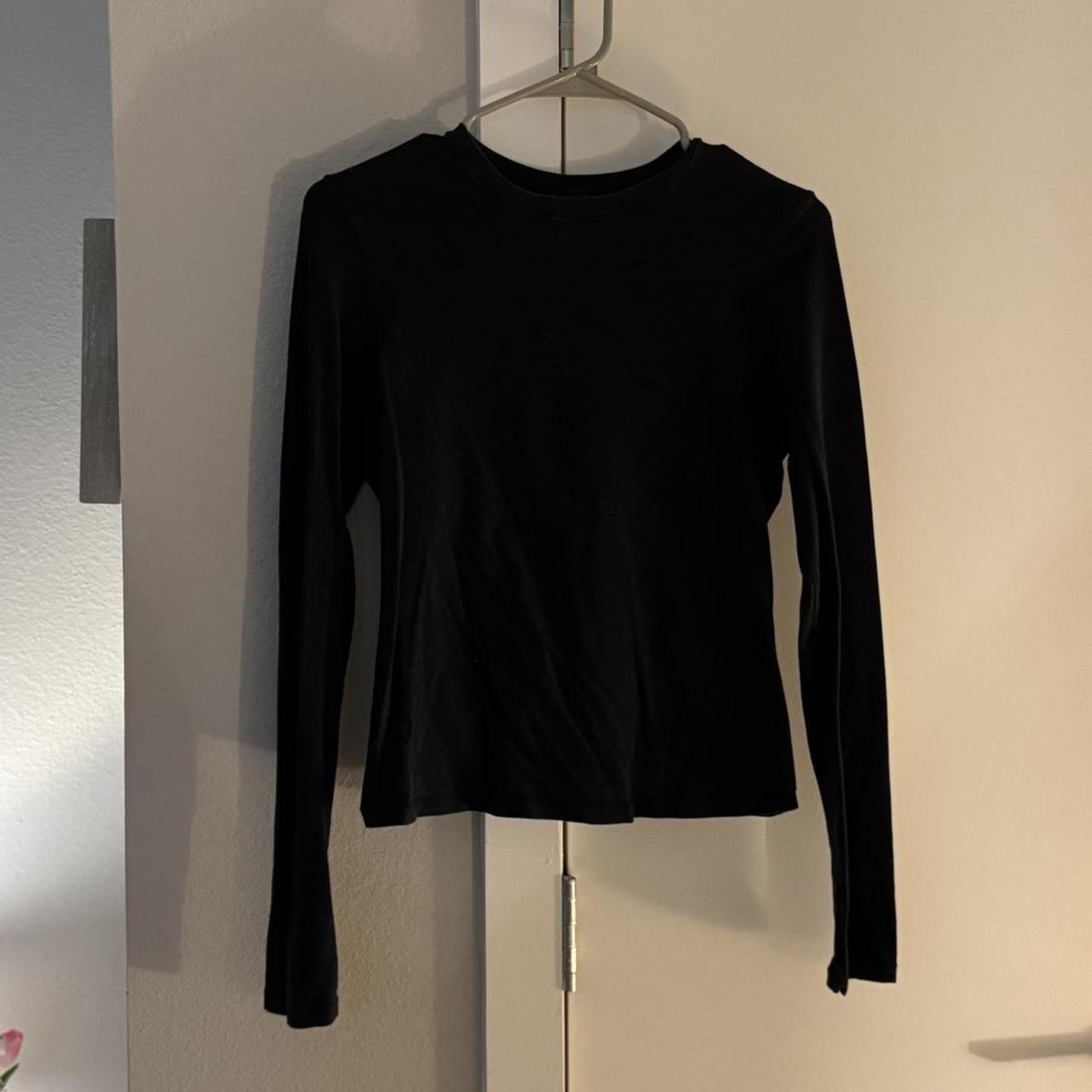 item listed by nicluvstoshop
