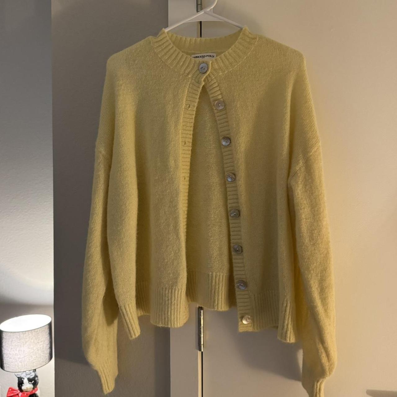 item listed by nicluvstoshop