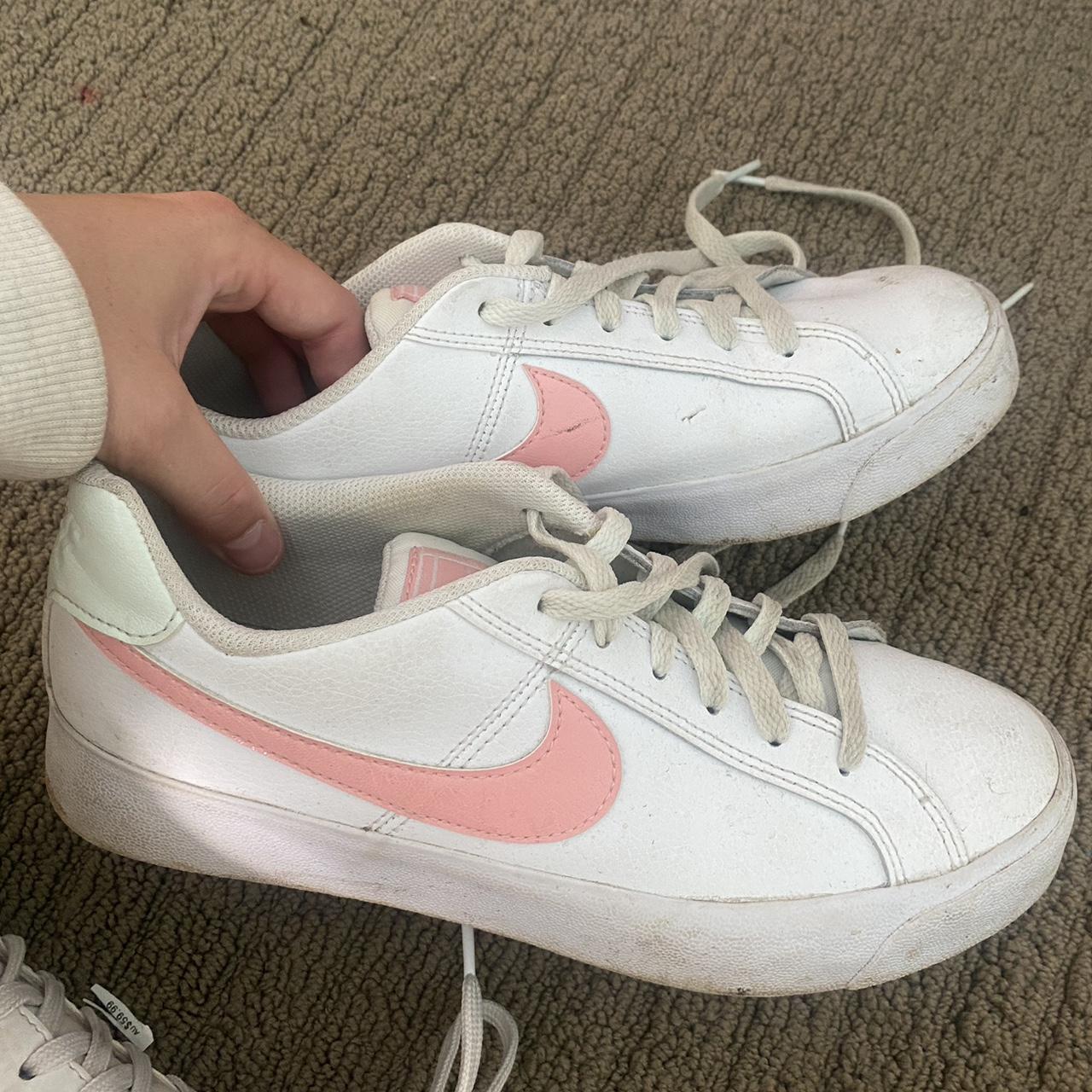wmns nike court majestic white