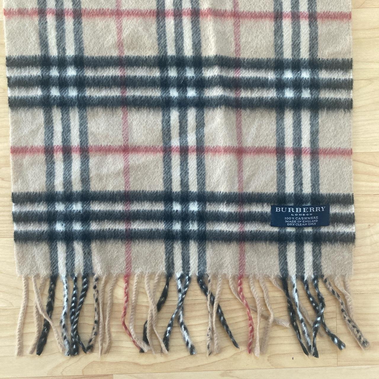 Burberry Scarf Classic Pattern 100 Cashmere