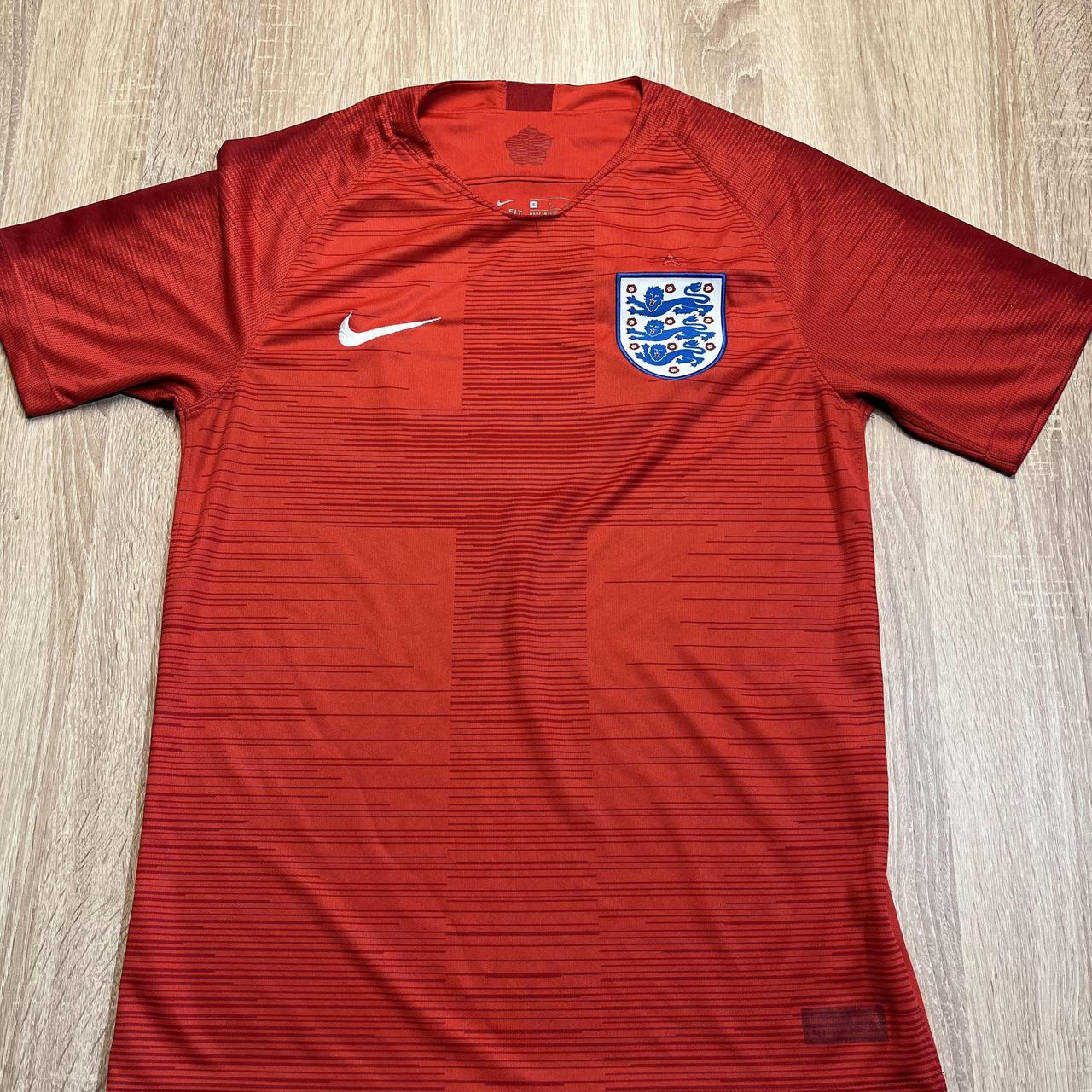 England 2018 away clearance shirt