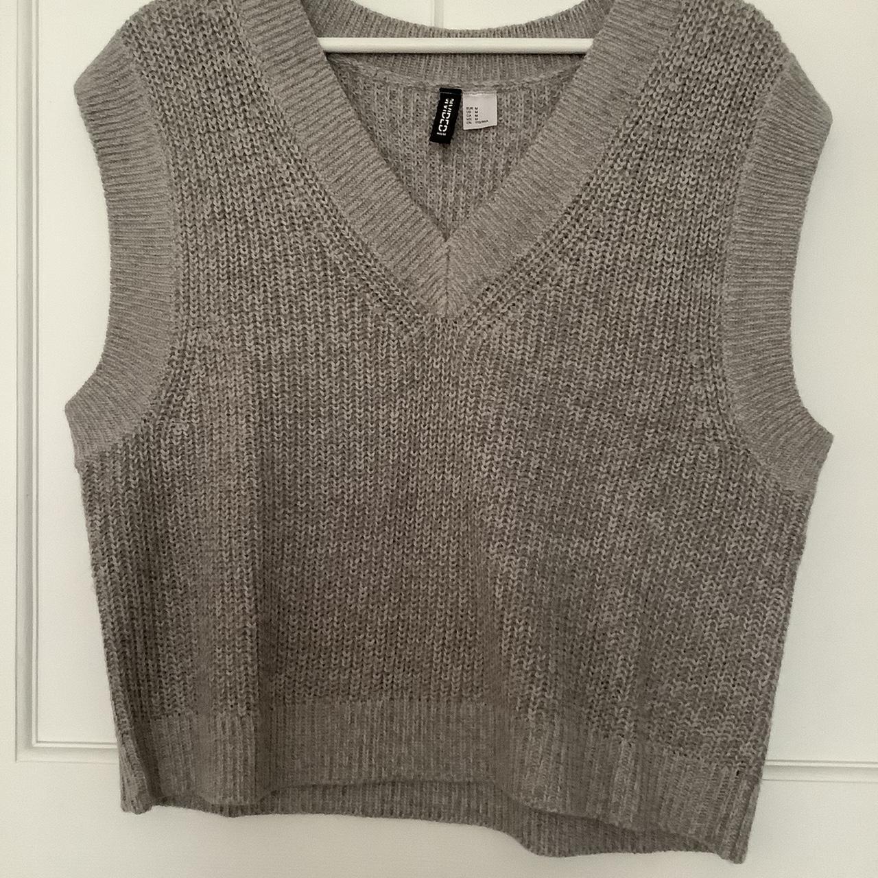 H&M Women's Grey Vest Depop