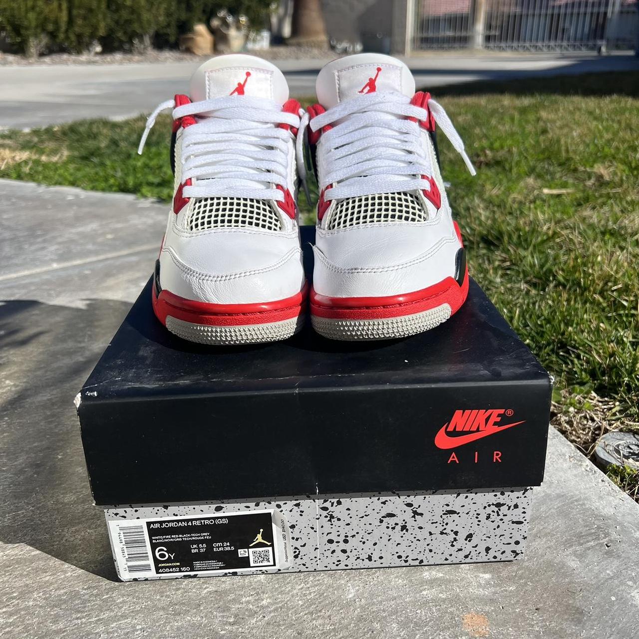 Jordan 4 fire red womens best sale