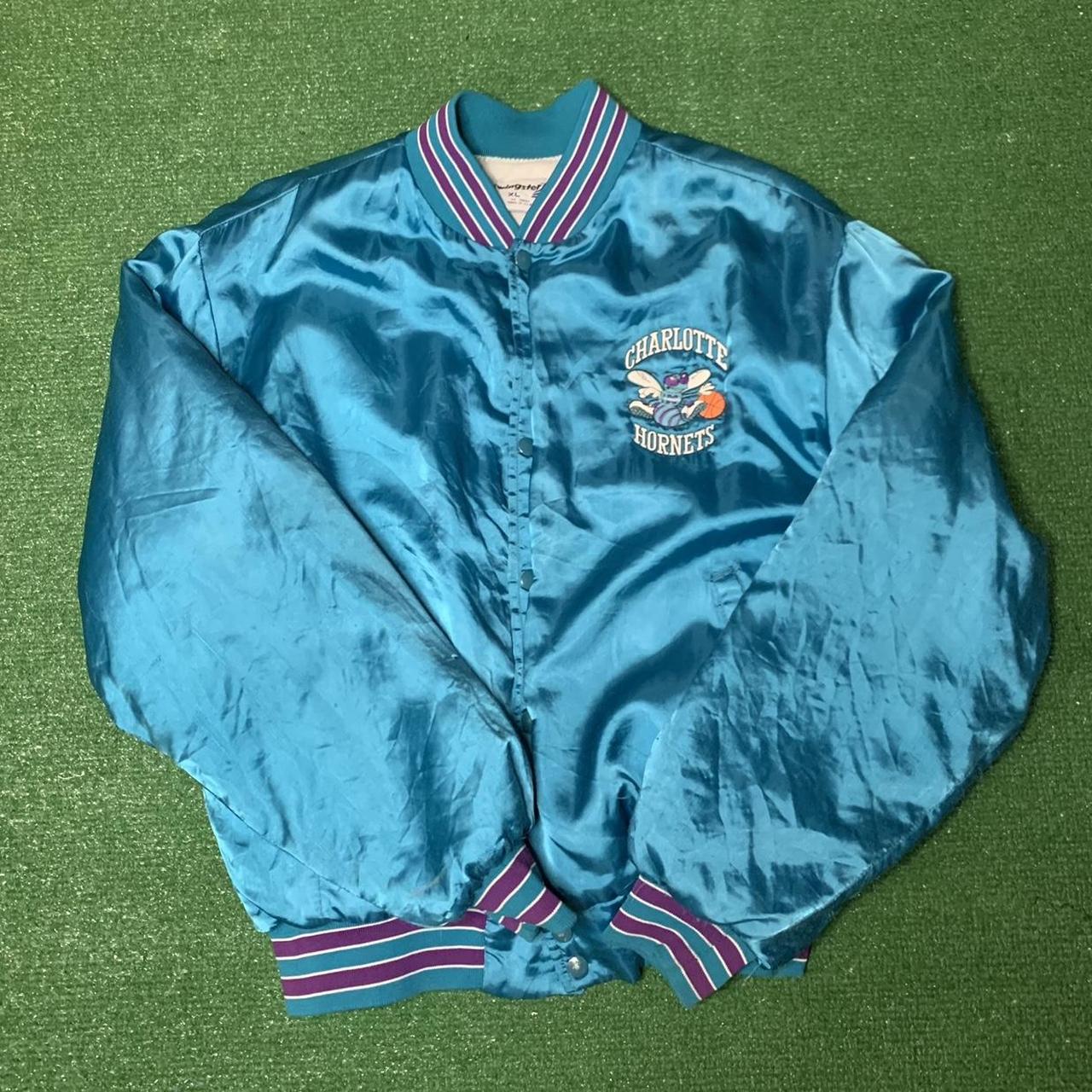 Charlotte Hornets Vintage 90s Starter Pinstripe - Depop