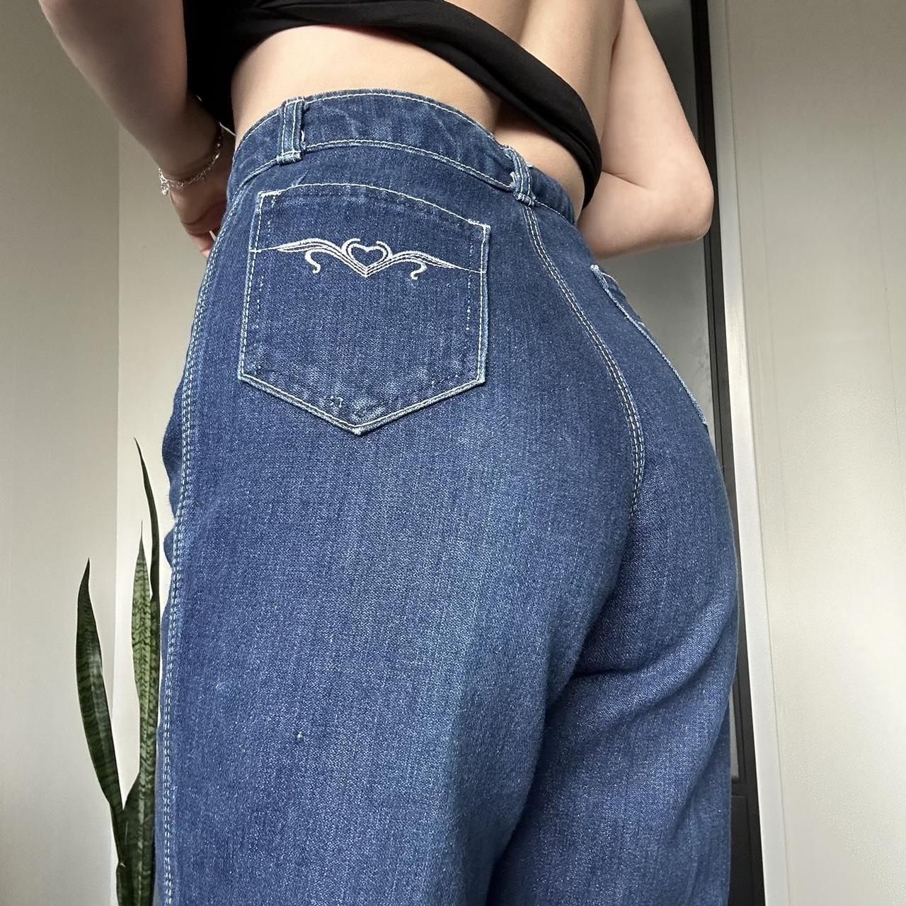 Women's Navy and Blue Jeans | Depop