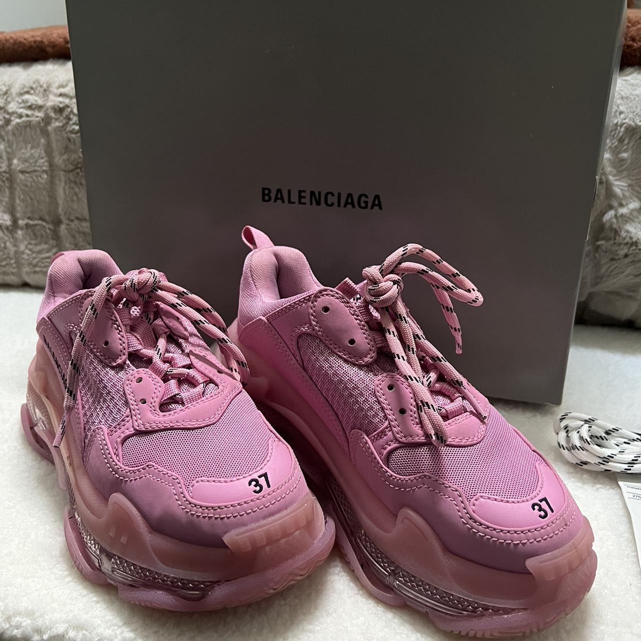 Pink balenciaga triple S size 4. Only worn 3 4