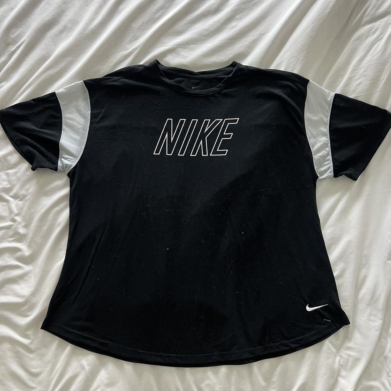 mens nike t shirt xxl