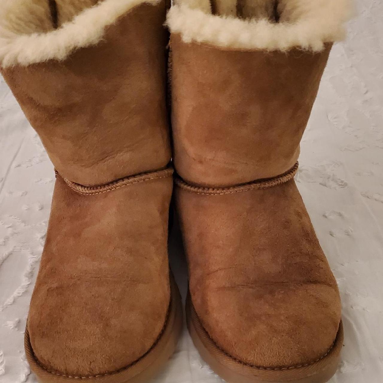 Chestnut uggs size 4 w/ bows barely worn uggs... Depop