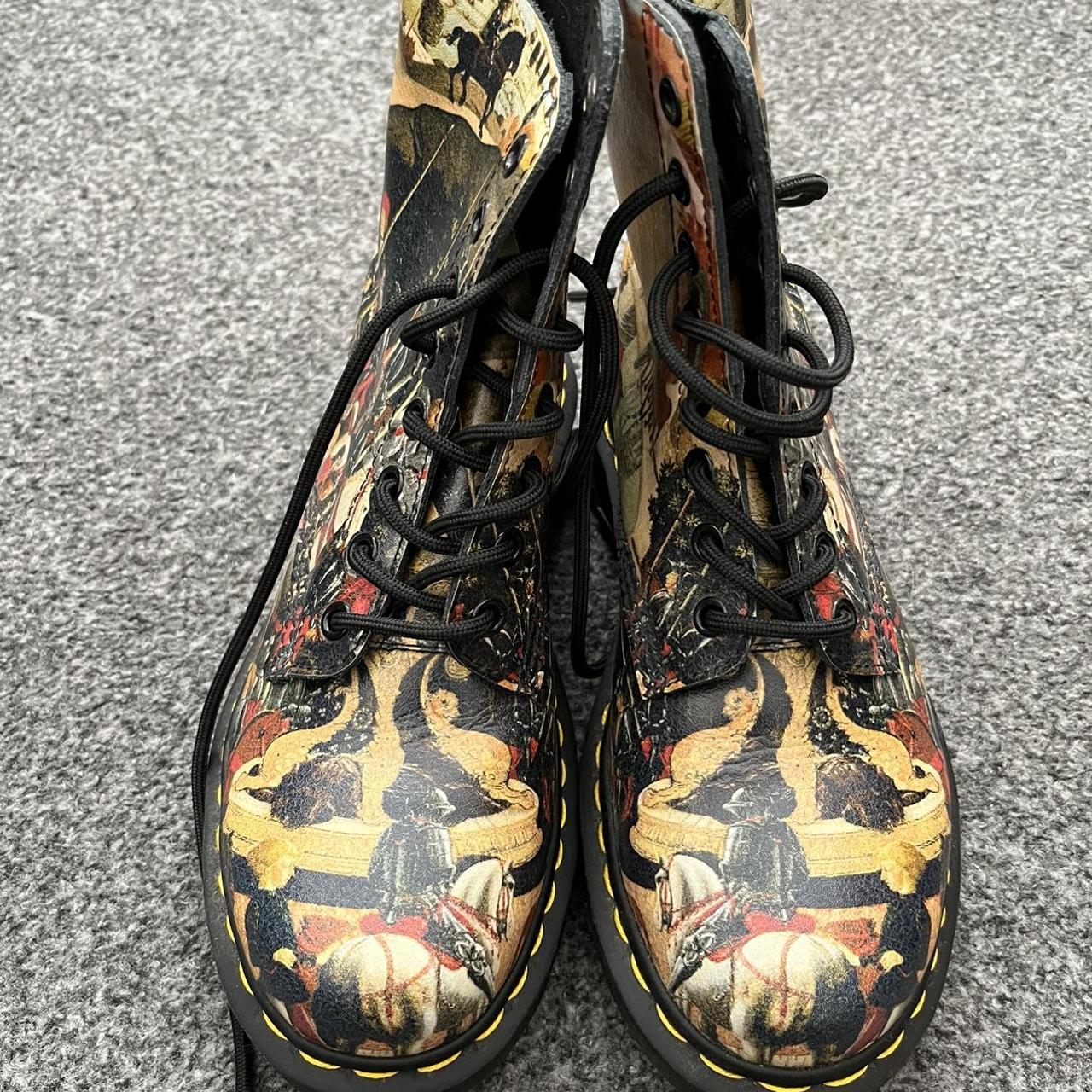 doc martens hynine