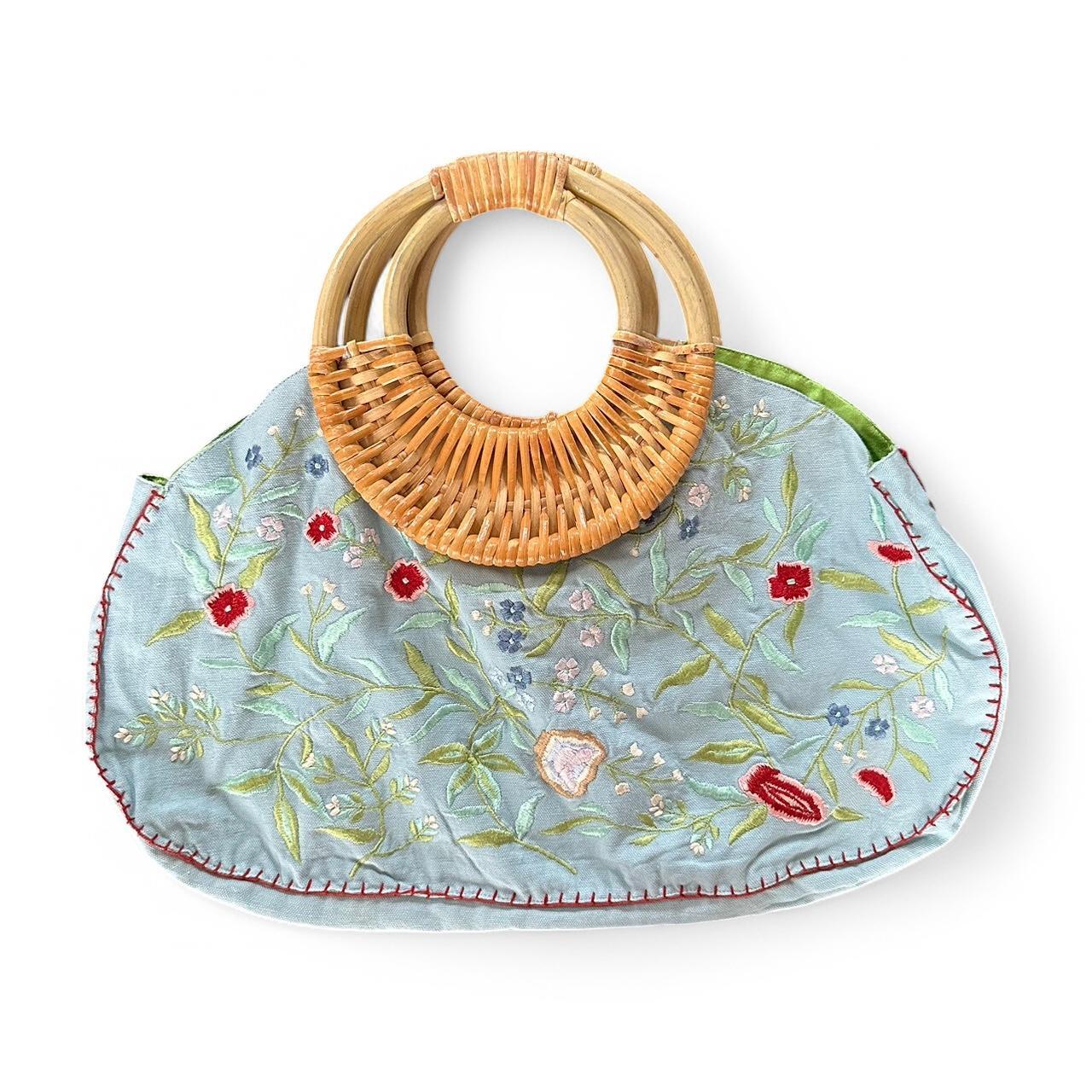 item listed by findsbykiara