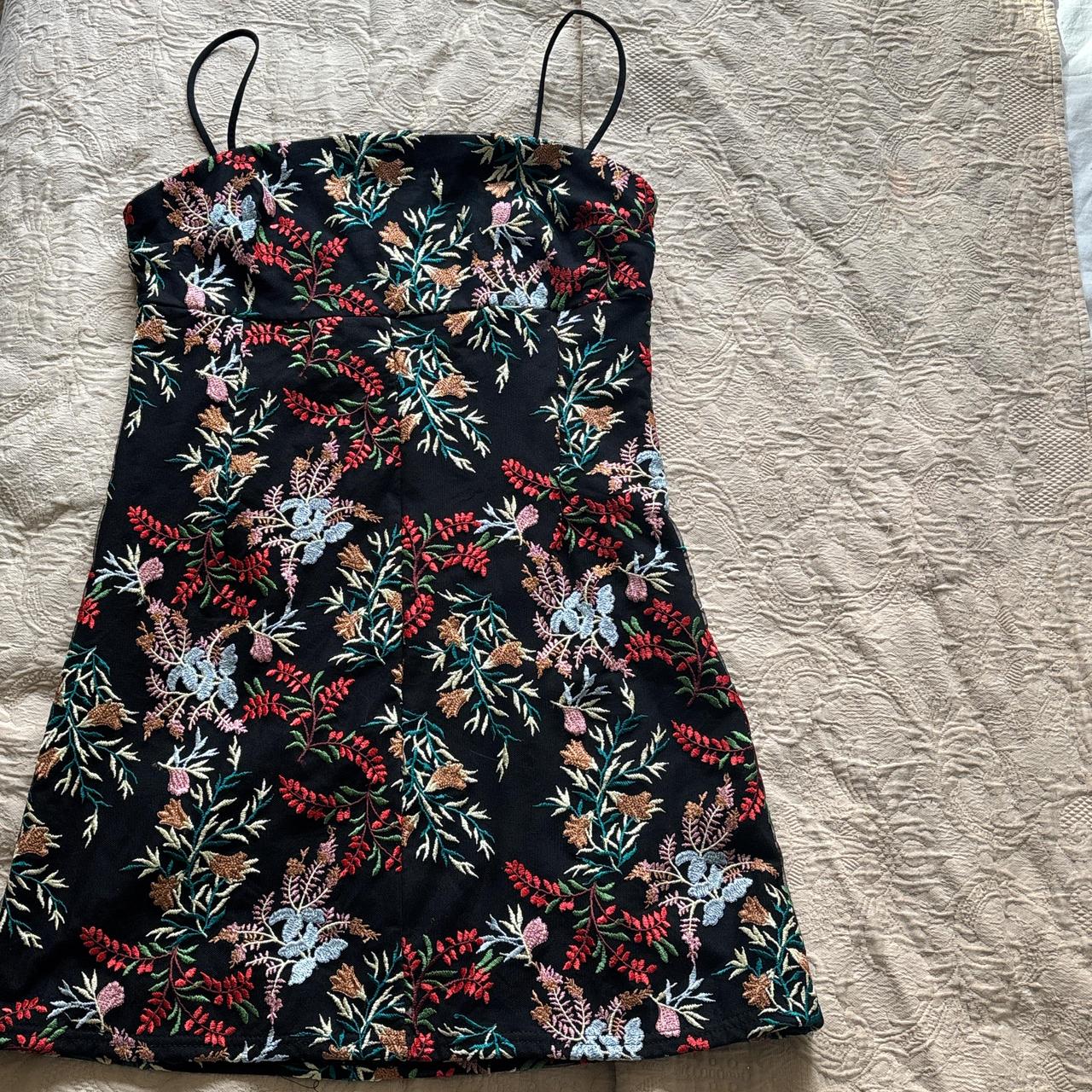 item listed by gwyn___