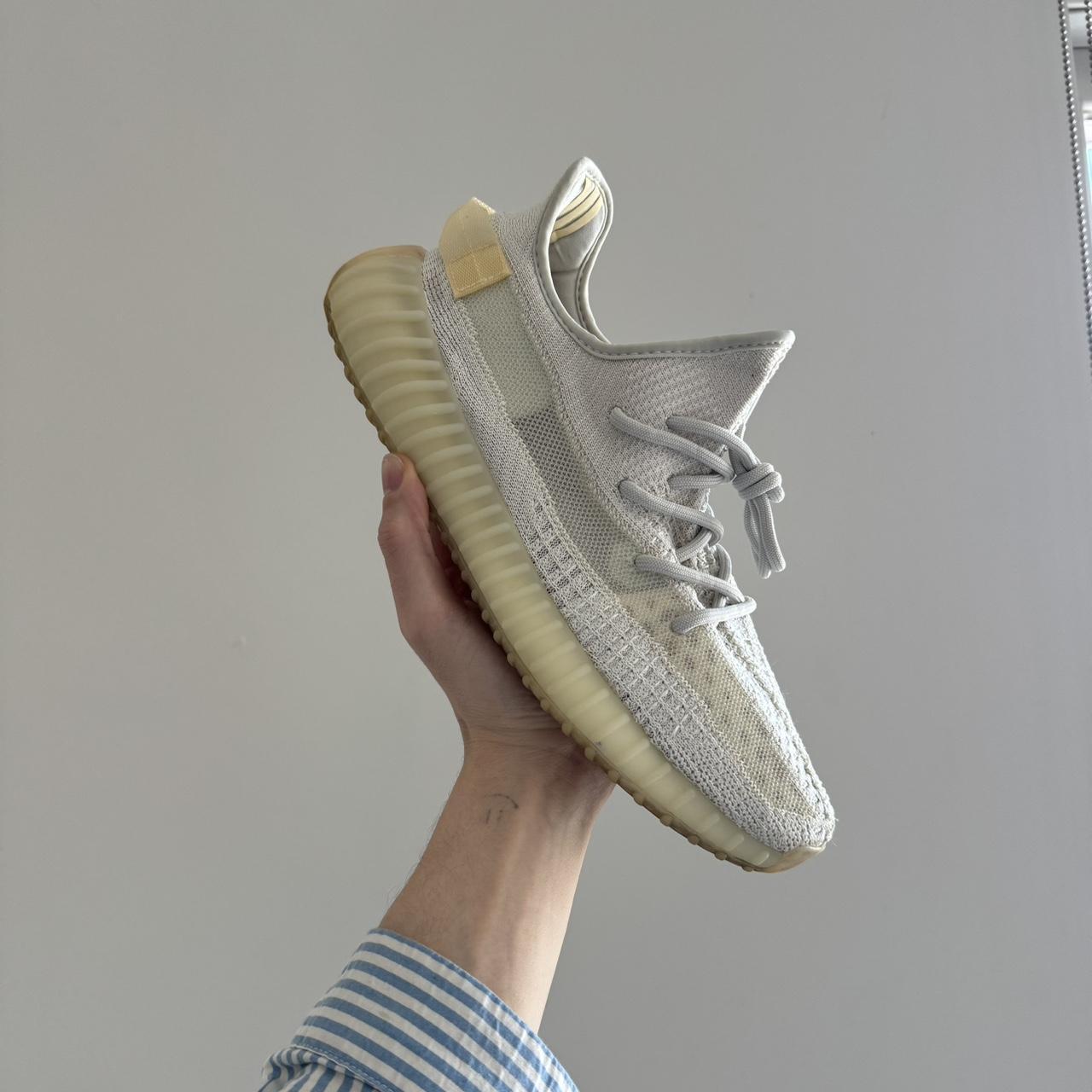 NO OFFERS 🚫 YEEZY 350 V2 LIGHT LIGHT LIGHT Depop