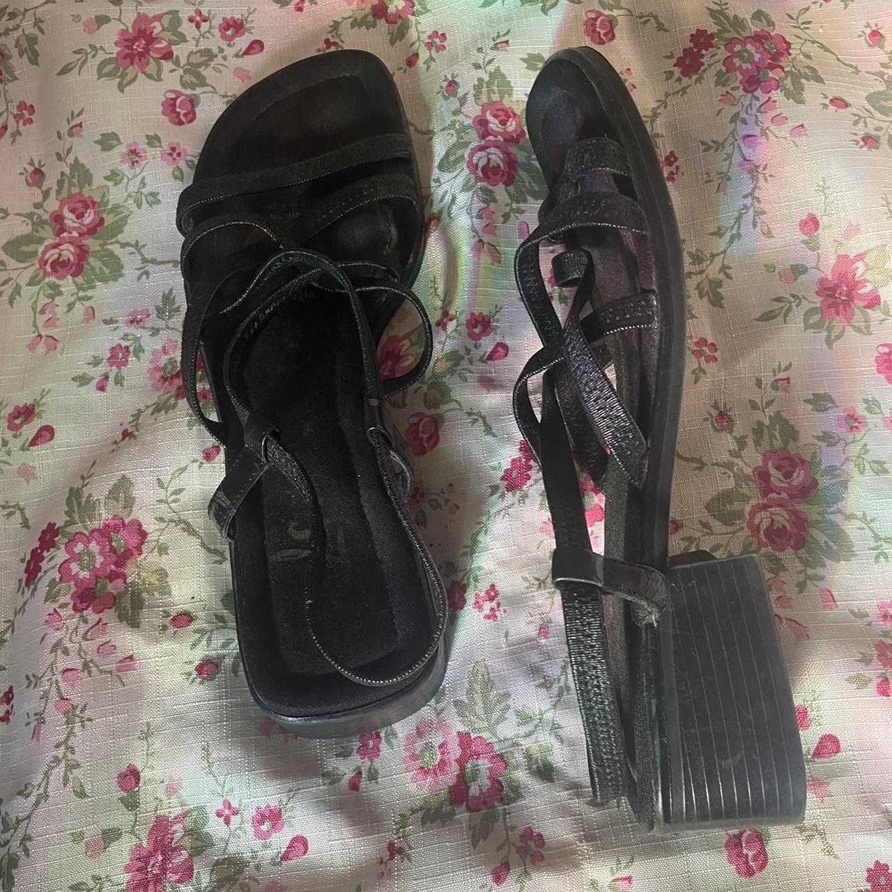 LifeStride Women's Black Sandals | Depop