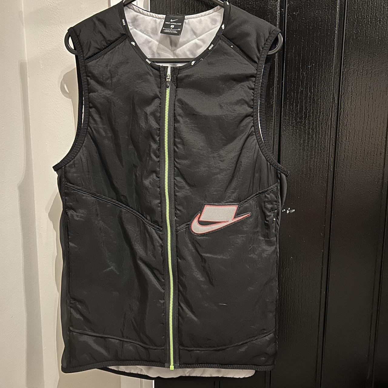 nike mens body warmers