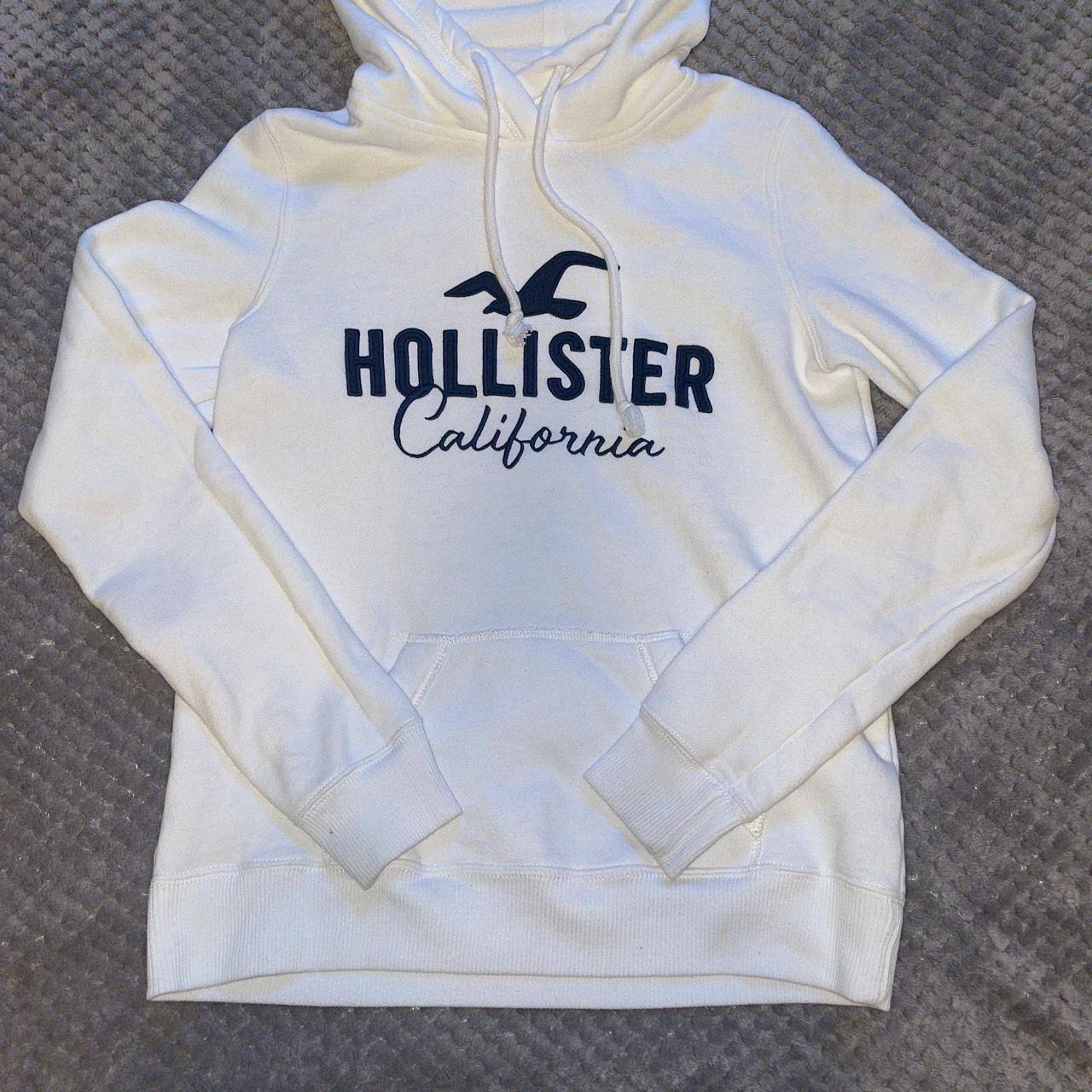 White hollister hoodie clearance womens