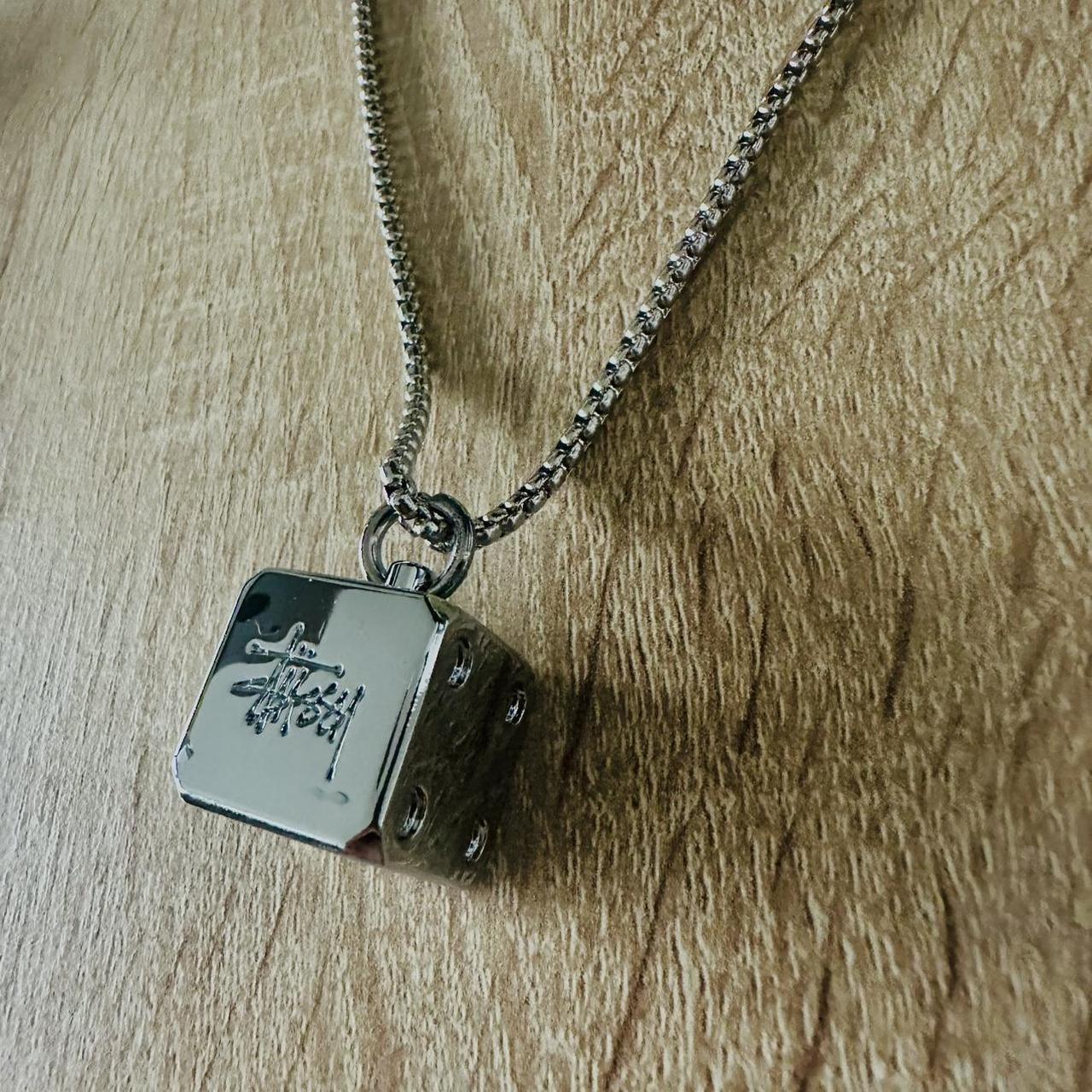Stussy l Bent Crown Silverネックレス Stussy Metal Bent Crown Pendant Necklace 27in | eBay